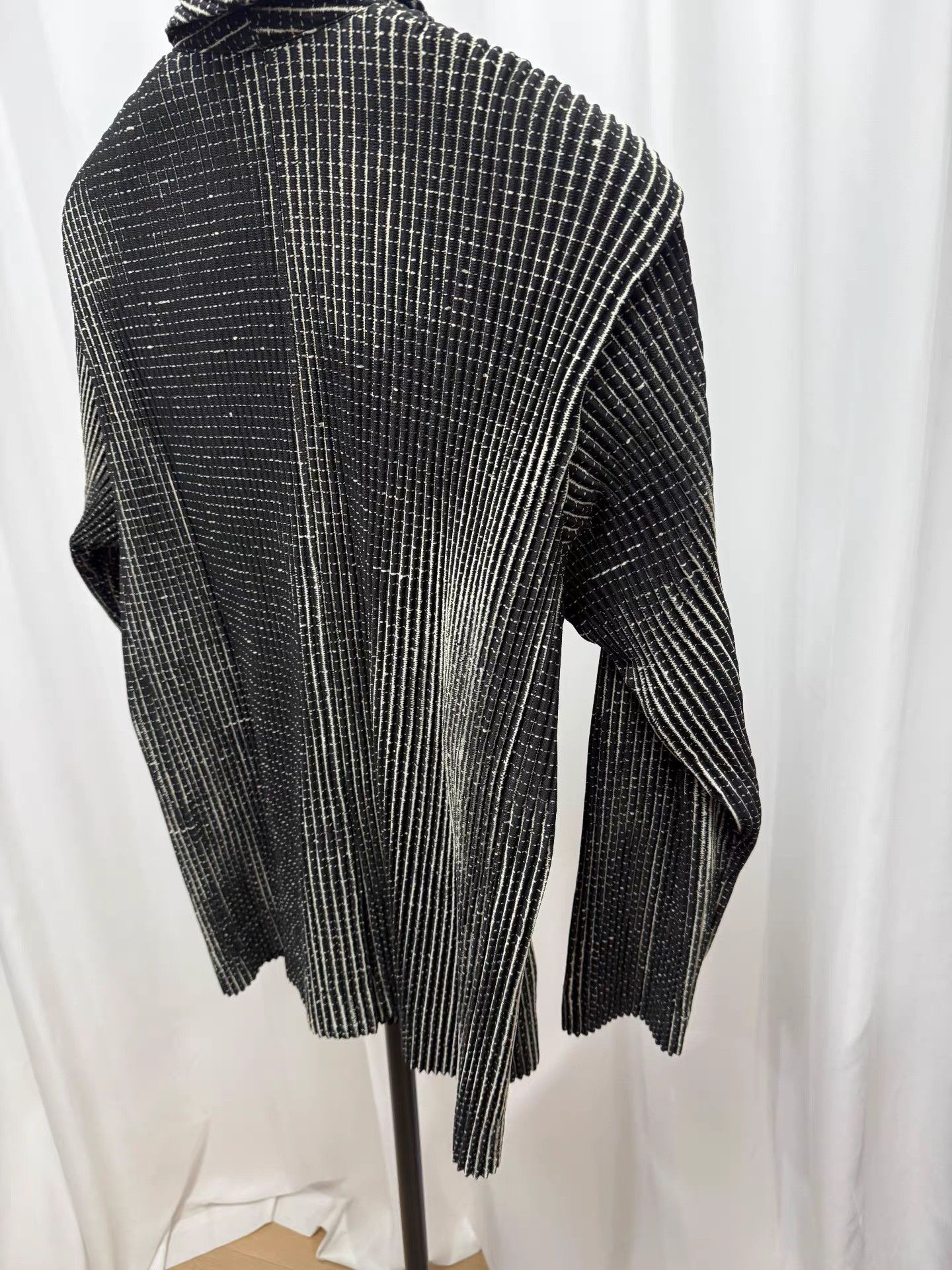 Issey Miyake Issey Miyake Homme Plissé Irregular Dye Pleated Jacket K20 Size US S / EU 44-46 / 1 - 5 Thumbnail