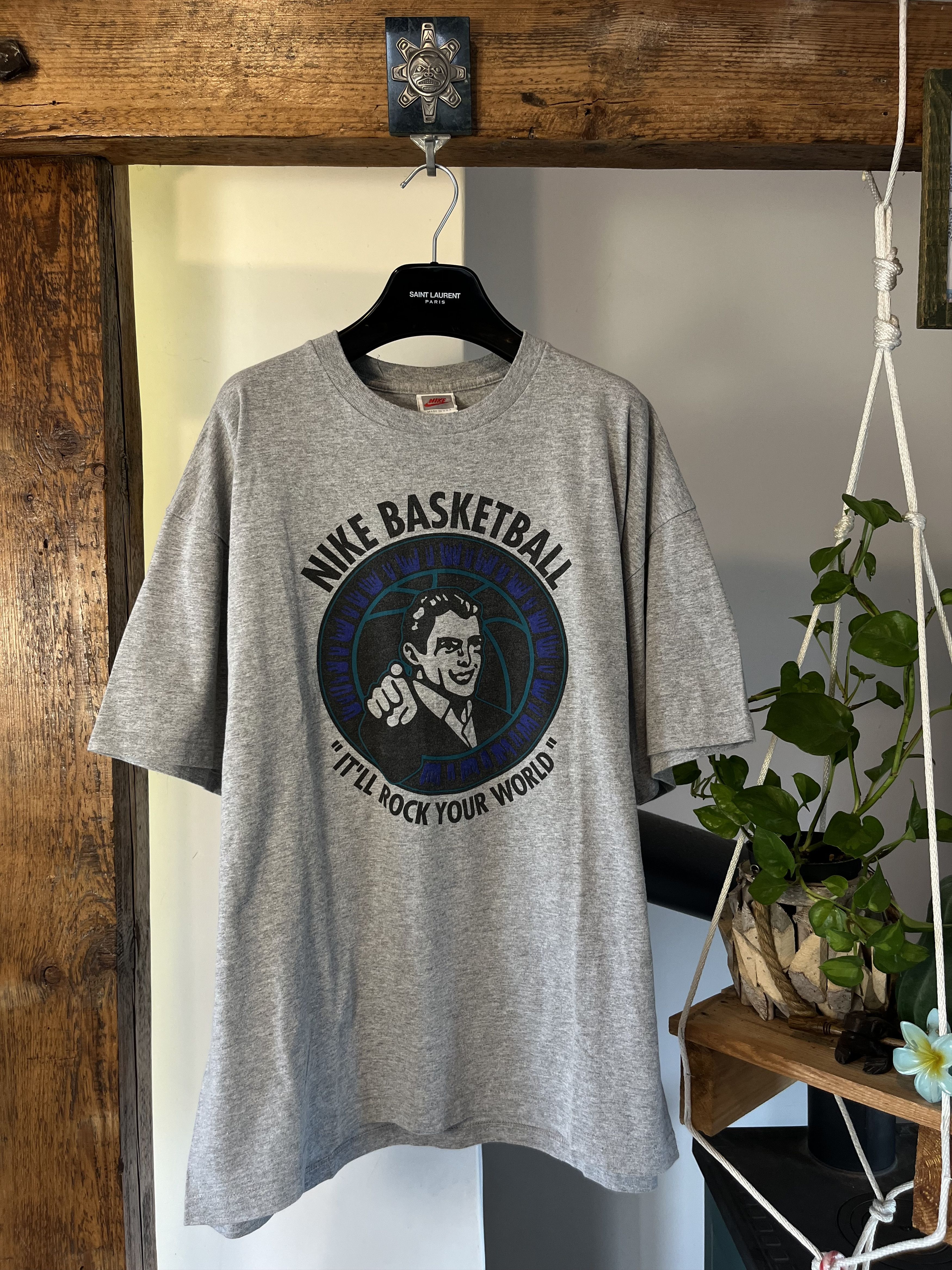 Nike 90s Nike Basketball Monster Jam Rare "IT'LL ROCK YOUR WORLD" Size US XL / EU 56 / 4 - 1 Thumbnail
