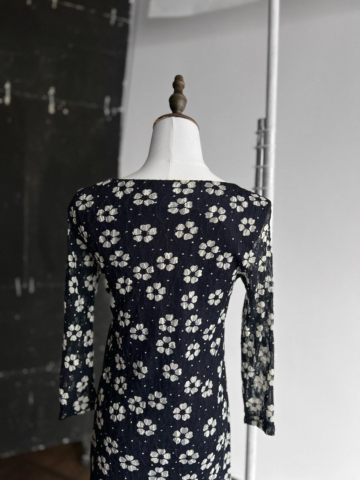 Designer × Other Phase Eight Floral Blue White 3/4 Sleeve Daisy Lace Dress Size S / US 4 / IT 40 - 4 Thumbnail
