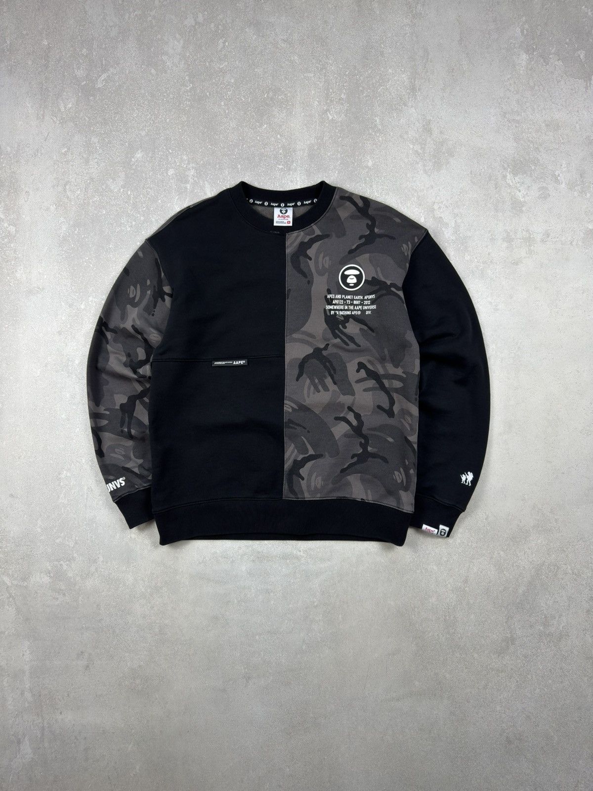 Aape AAPE BY A BATHING APE Apunvs Bape Camo Big Logo Sweatshirt Size US M / EU 48-50 / 2 - 1 Thumbnail