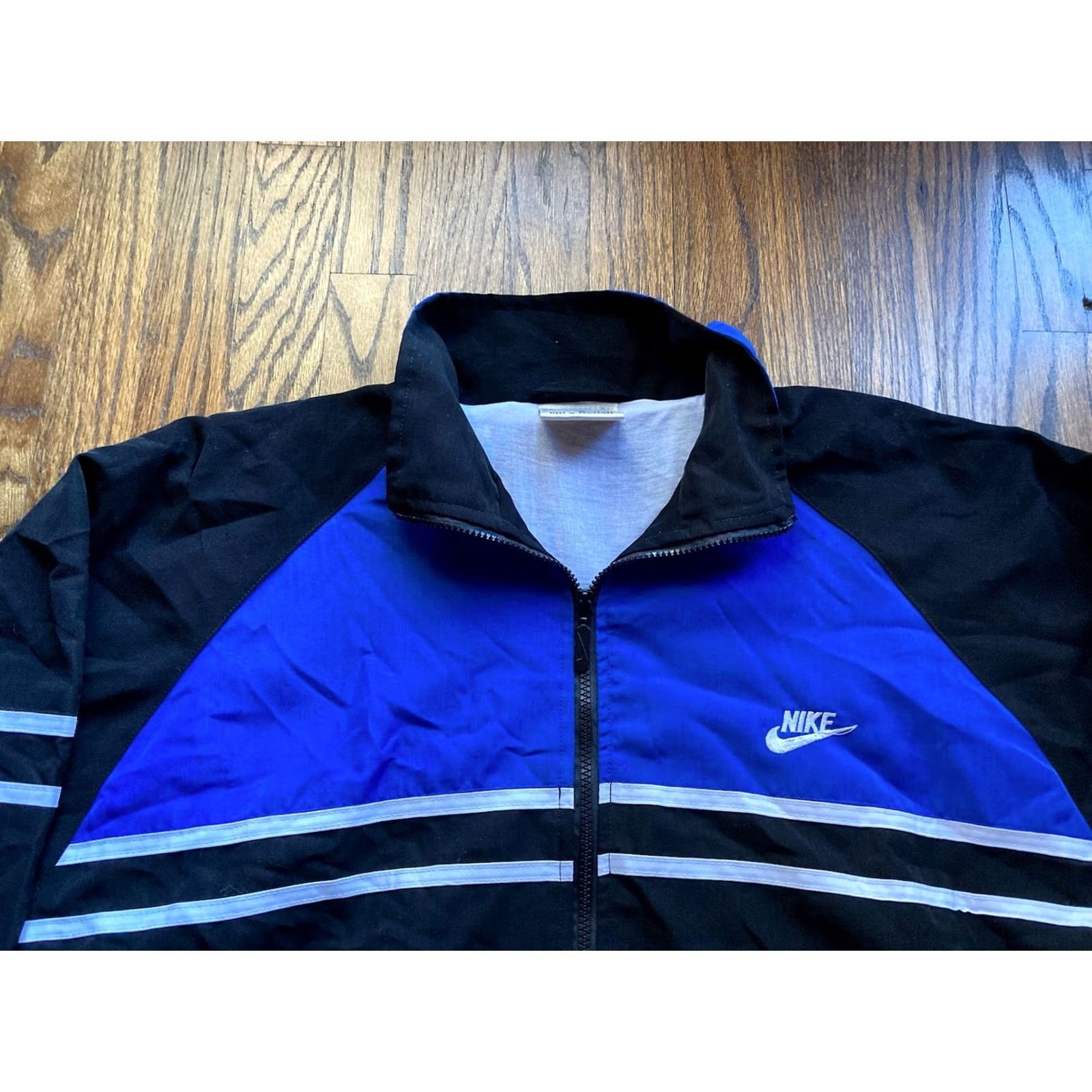 Nike VINTAGE Nike Jacket Mens M 90s Windbreaker Size Swoosh Full Zip Lined Black Blue Size US M / EU 48-50 / 2 - 5 Thumbnail