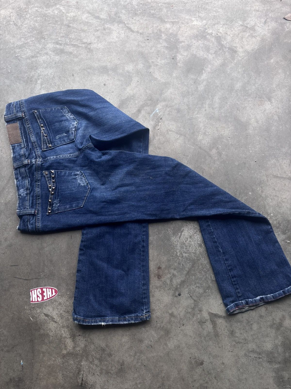 rue21 rue 21 premier studded flared jeans Size 30" / US 8 / IT 44 - 3 Thumbnail