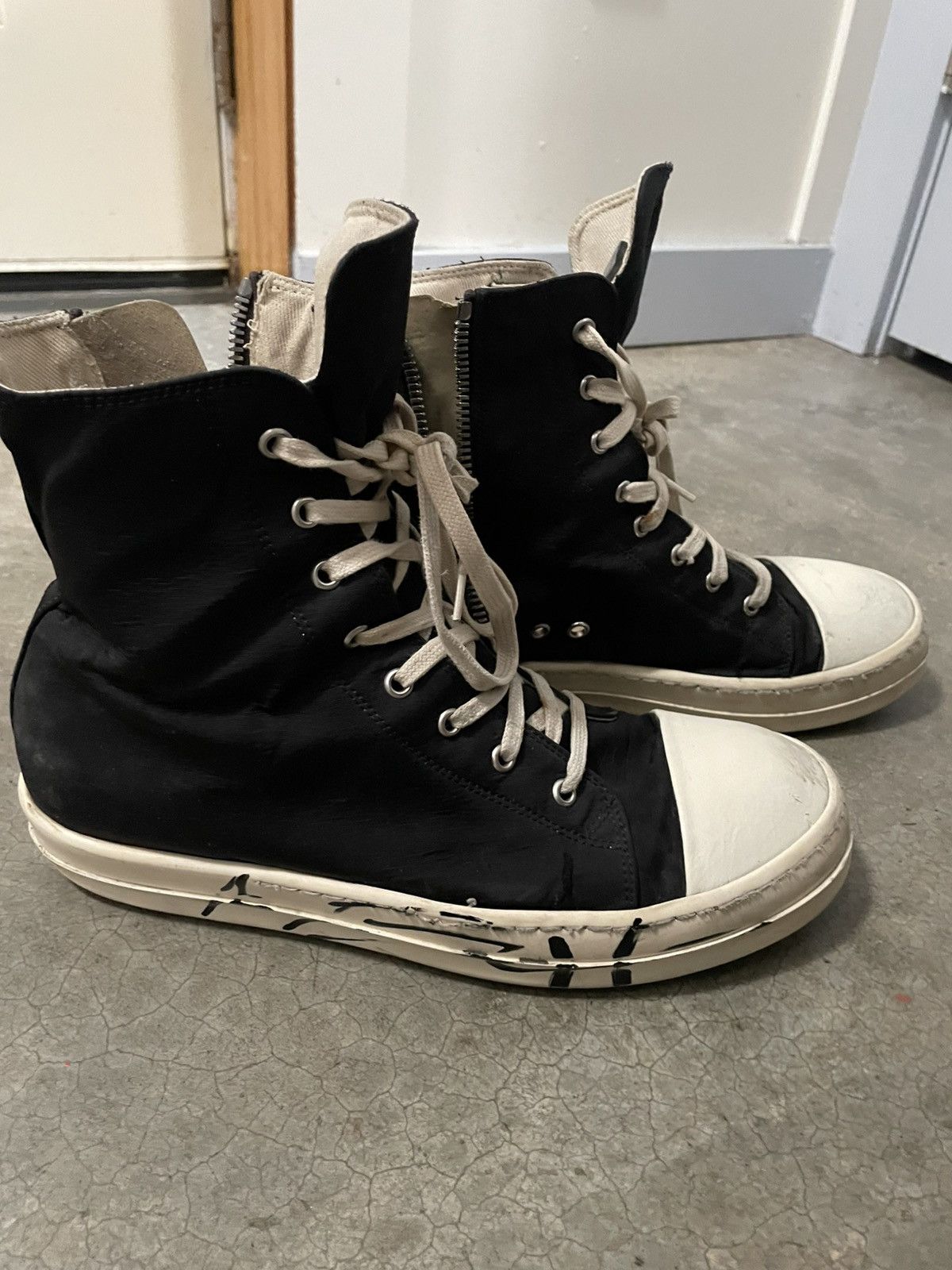 Rick Owens 1/1 nettspend autographed rick owen ramones in the world Size US 10 / EU 43 - 7 Thumbnail