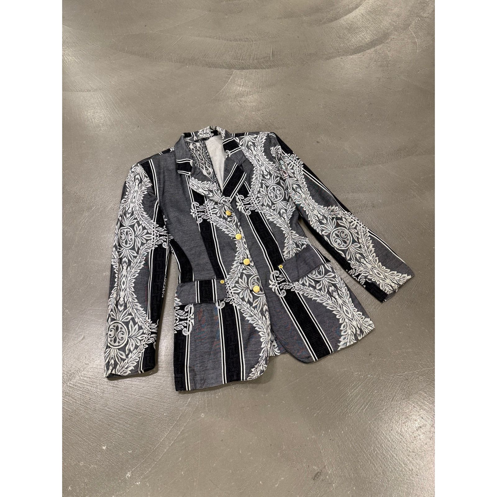 Jean Paul Gaultier 2000s Jean Paul Gaultier paisley set blazer skirt Size 30" / US 8 / IT 44 - 9 Thumbnail