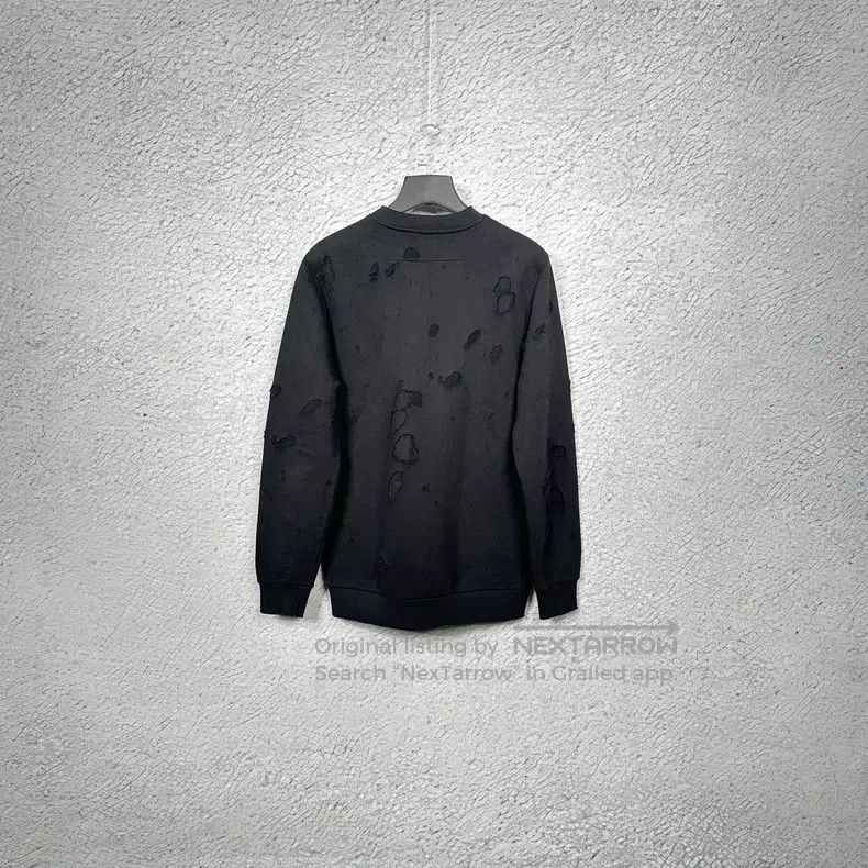 Givenchy Givenchy Black classic torn logo bug hole round neck crewn Size US S / EU 44-46 / 1 - 2 Thumbnail