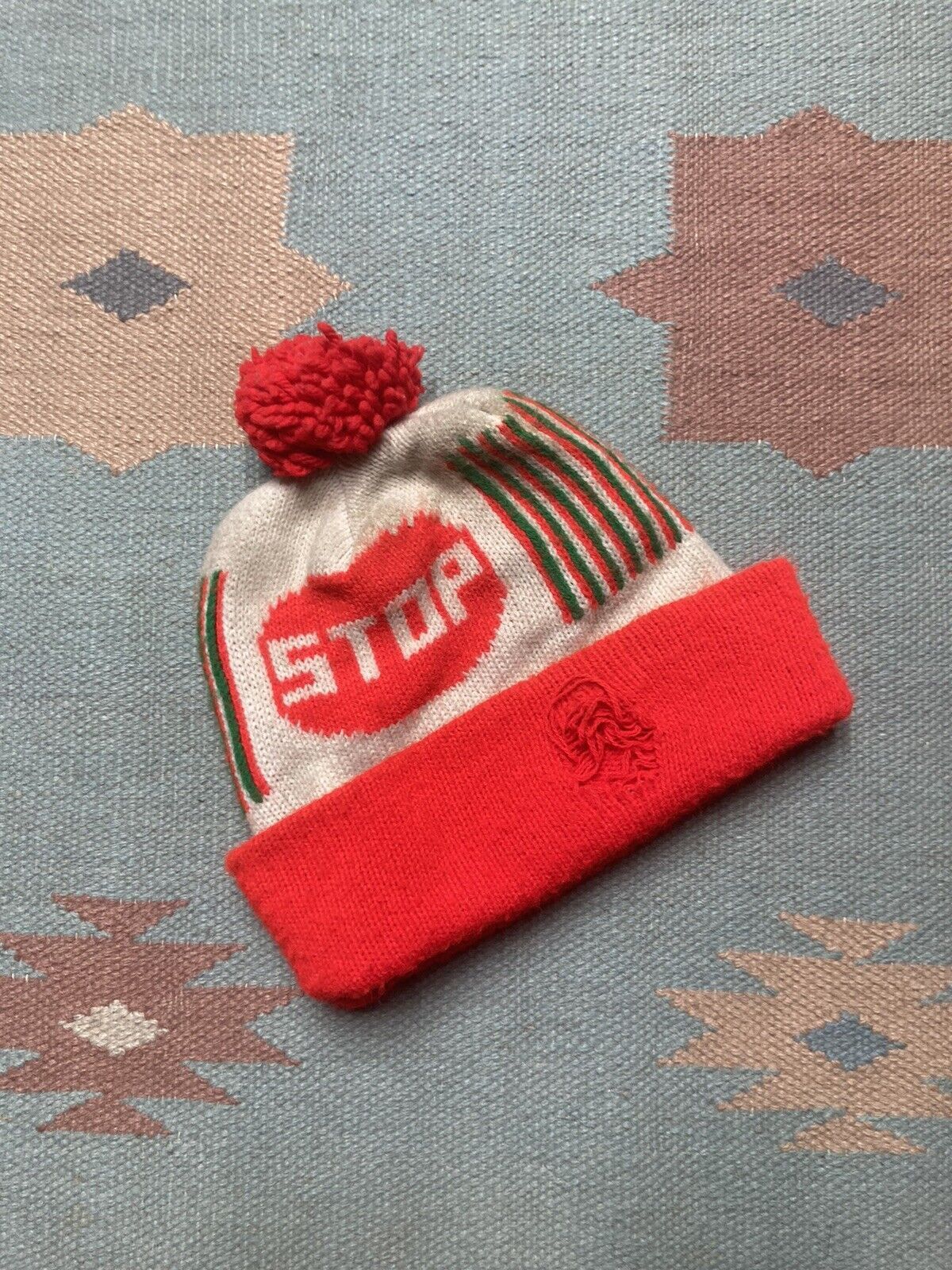 Vintage 70s beanie hat skull cap stop go novelty print winter ski Size ONE SIZE - 1 Thumbnail