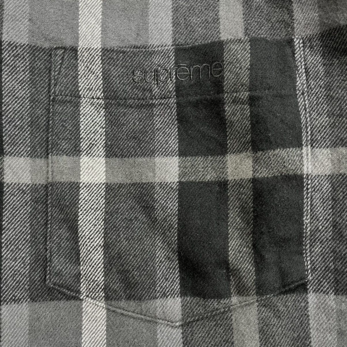 Supreme FW23 Supreme Plaid Black/Grey Flannel Shirt Size US S / EU 44-46 / 1 - 7 Thumbnail