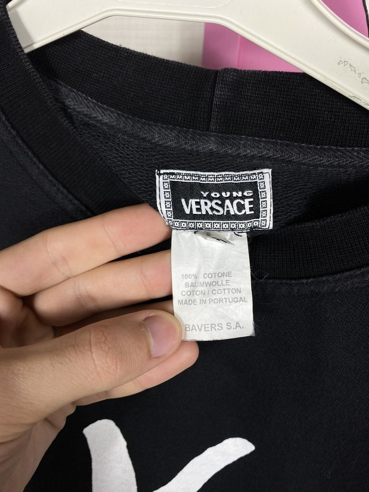 Versace × Vintage Versace Young Printed Logo Sweatshirt Size US M / EU 48-50 / 2 - 9 Thumbnail