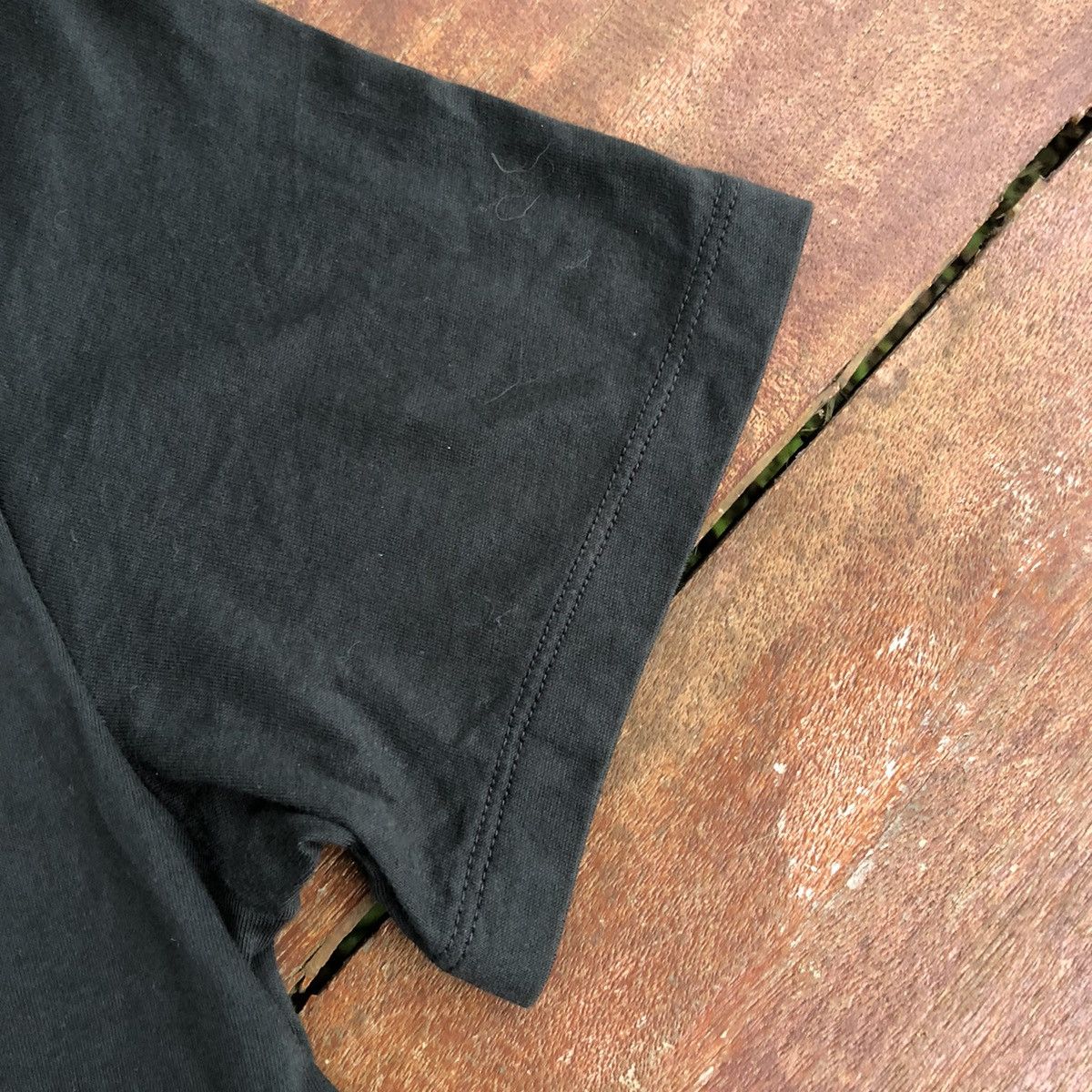JW Anderson J.W Anderson x Uniqlo Designer Rare T Shirt Size S / US 4 / IT 40 - 7 Thumbnail