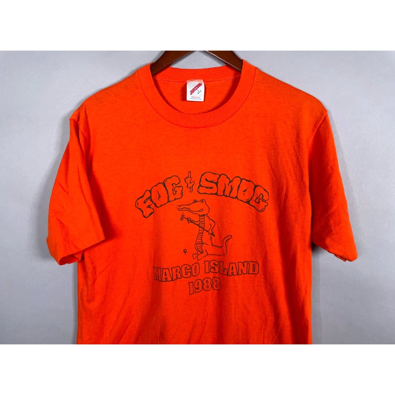Jerzees VINTAGE Jerzees 1988 Marco Island Fog & Smog graphic T-Shirt Adult Large Orange Size US M / EU 48-50 / 2 - 4 Thumbnail