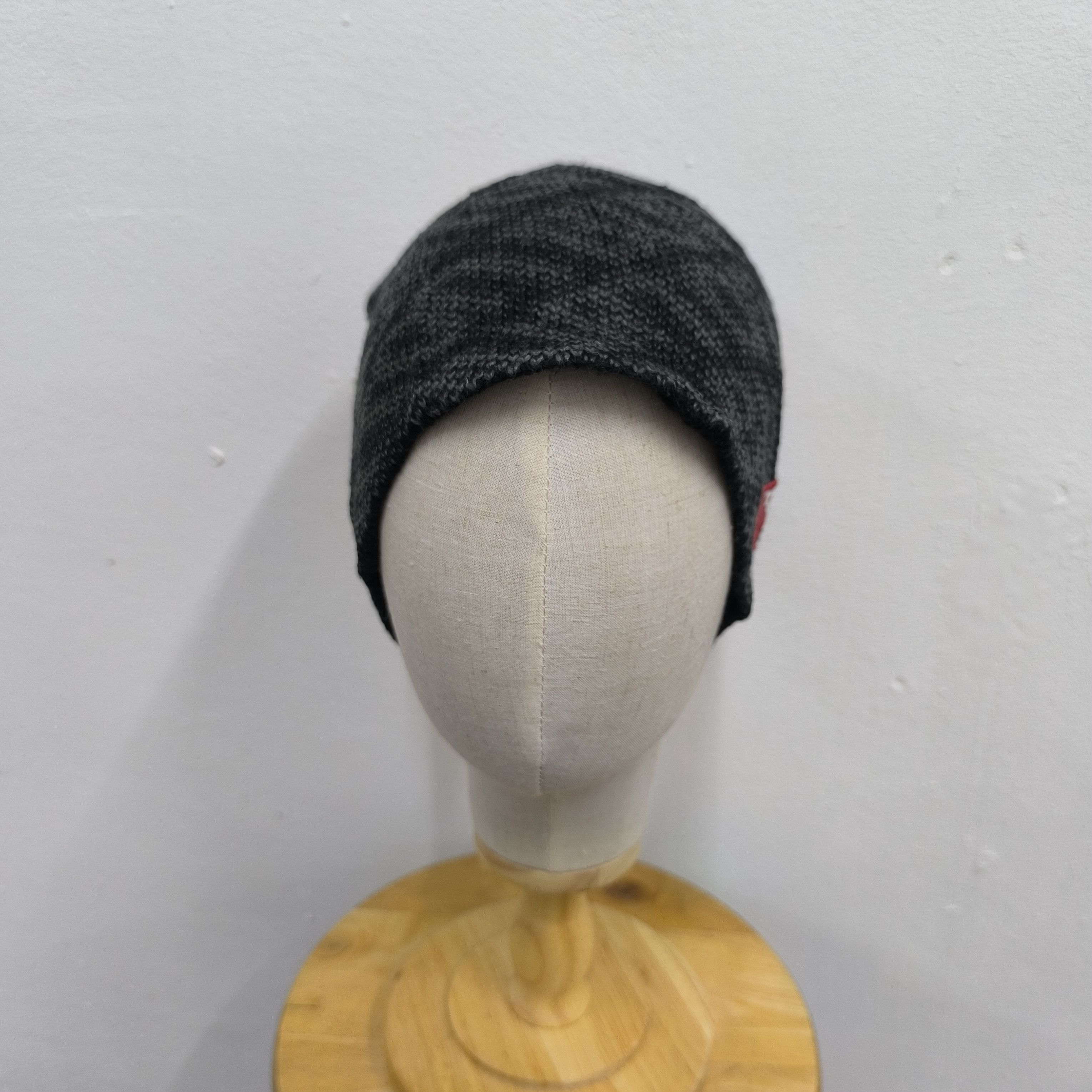 Burton 🌟Burton full print pull on beanie hat Size ONE SIZE - 2 Thumbnail