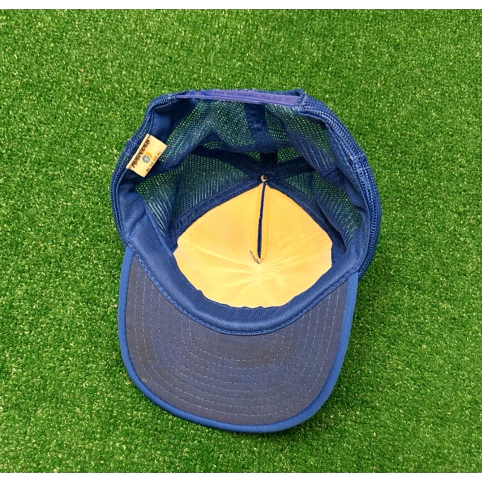 Vintage Vintage Trucker Hat The Doll House Orlando Florida VTG 80s 90s Strip Club Size ONE SIZE - 3 Thumbnail