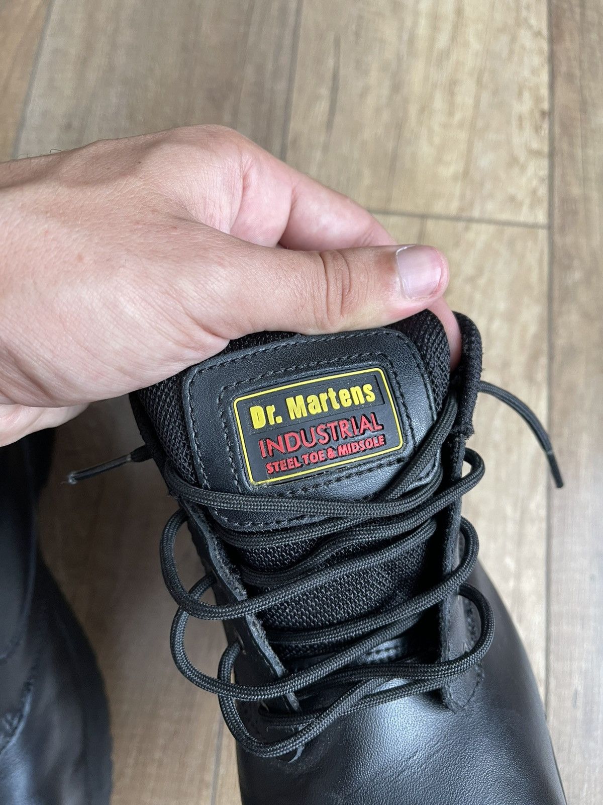 Dr. Martens Dr Martens Steel Toe Anti Static Industrial Leather Shoes Size US 10 / EU 43 - 17 Thumbnail