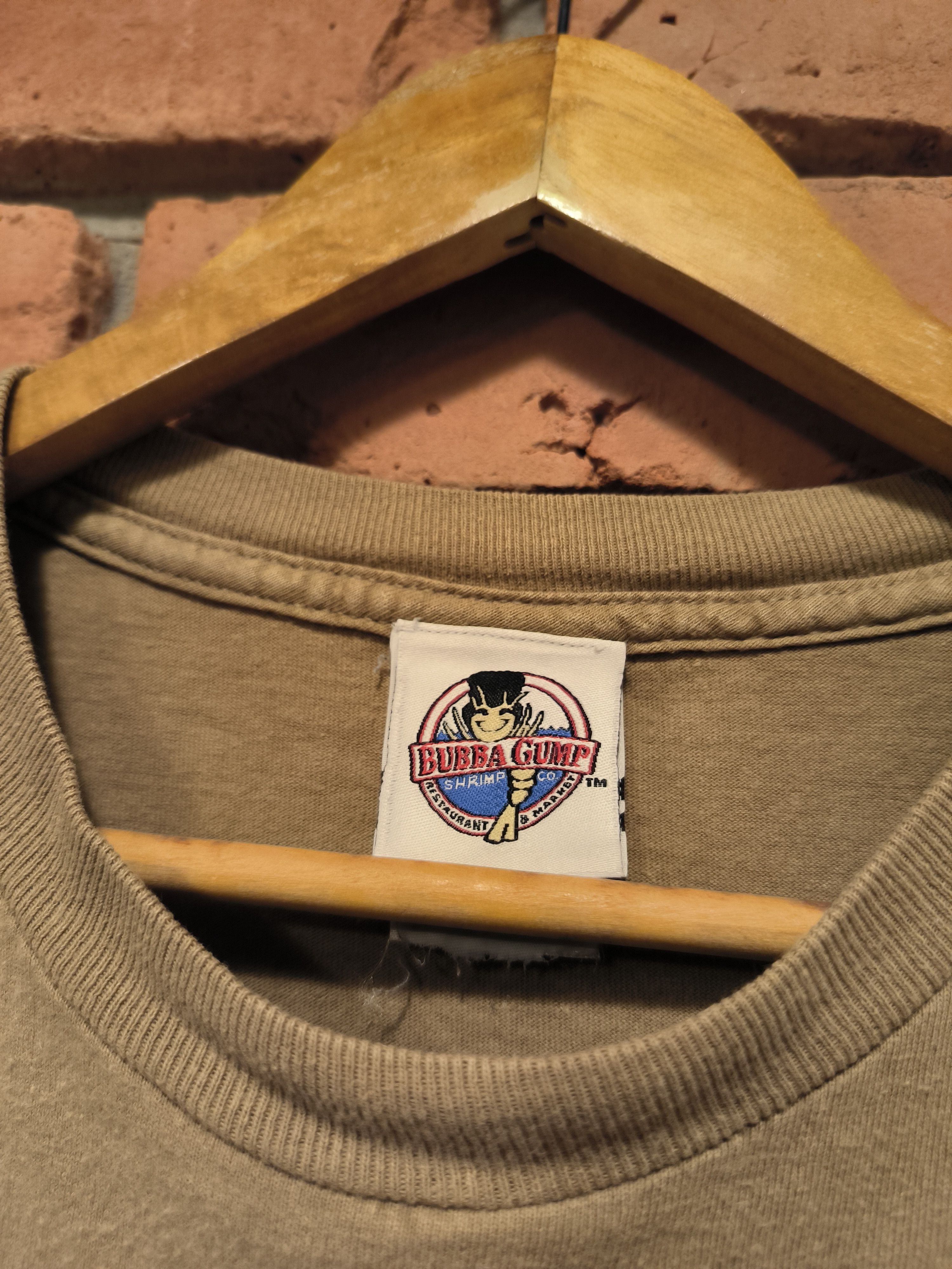 Vintage Vintage 2005 00s Bubba Gump Shrimp T-Shirt Tee Print Logo Size US XL / EU 56 / 4 - 6 Thumbnail