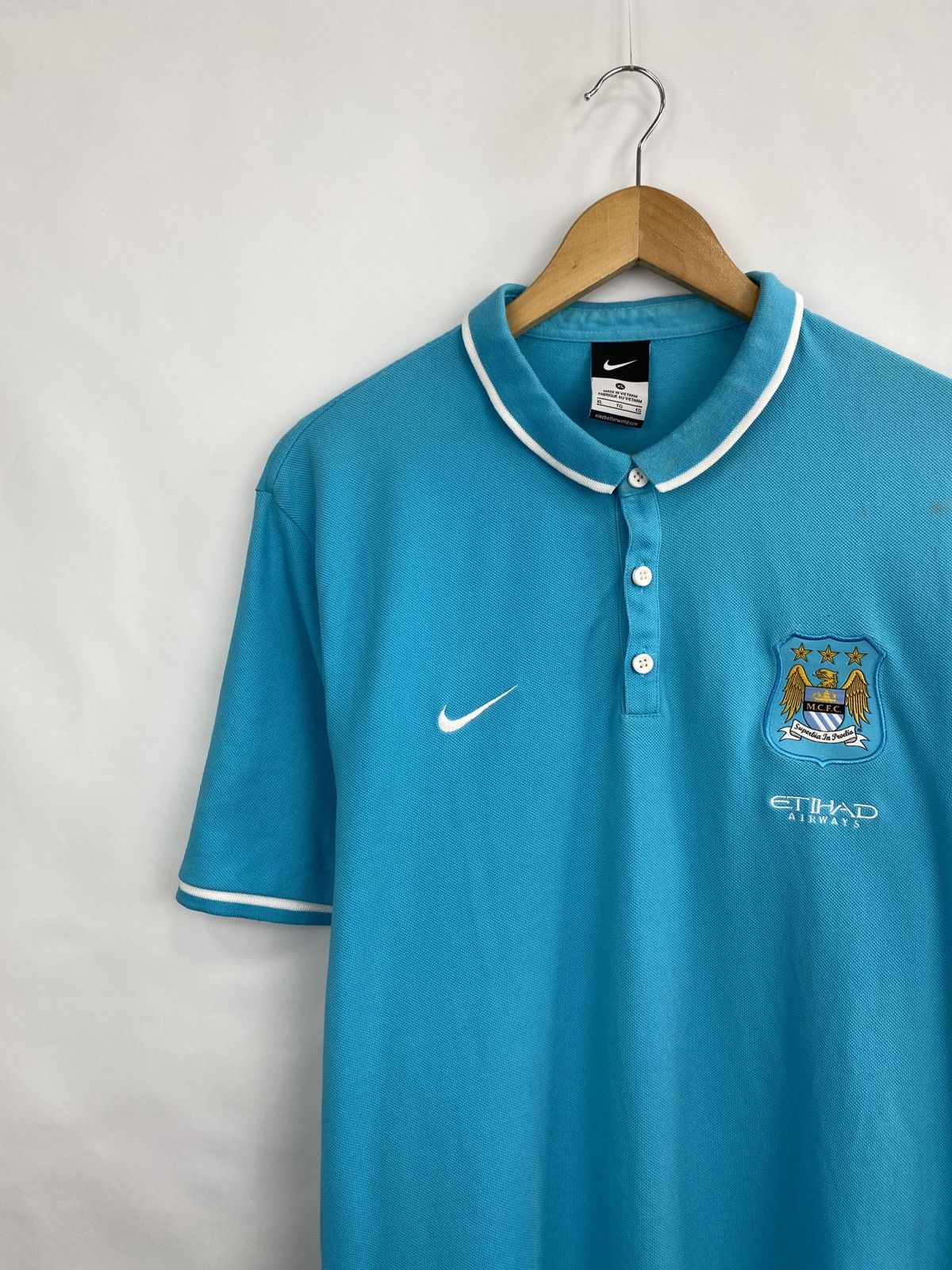 Nike 🏴󠁧󠁢󠁥󠁮󠁧󠁿 Vtg Y2K Nike Manchester City Football Soccer Polo T-Shirt Size US L / EU 52-54 / 3 - 2 Thumbnail