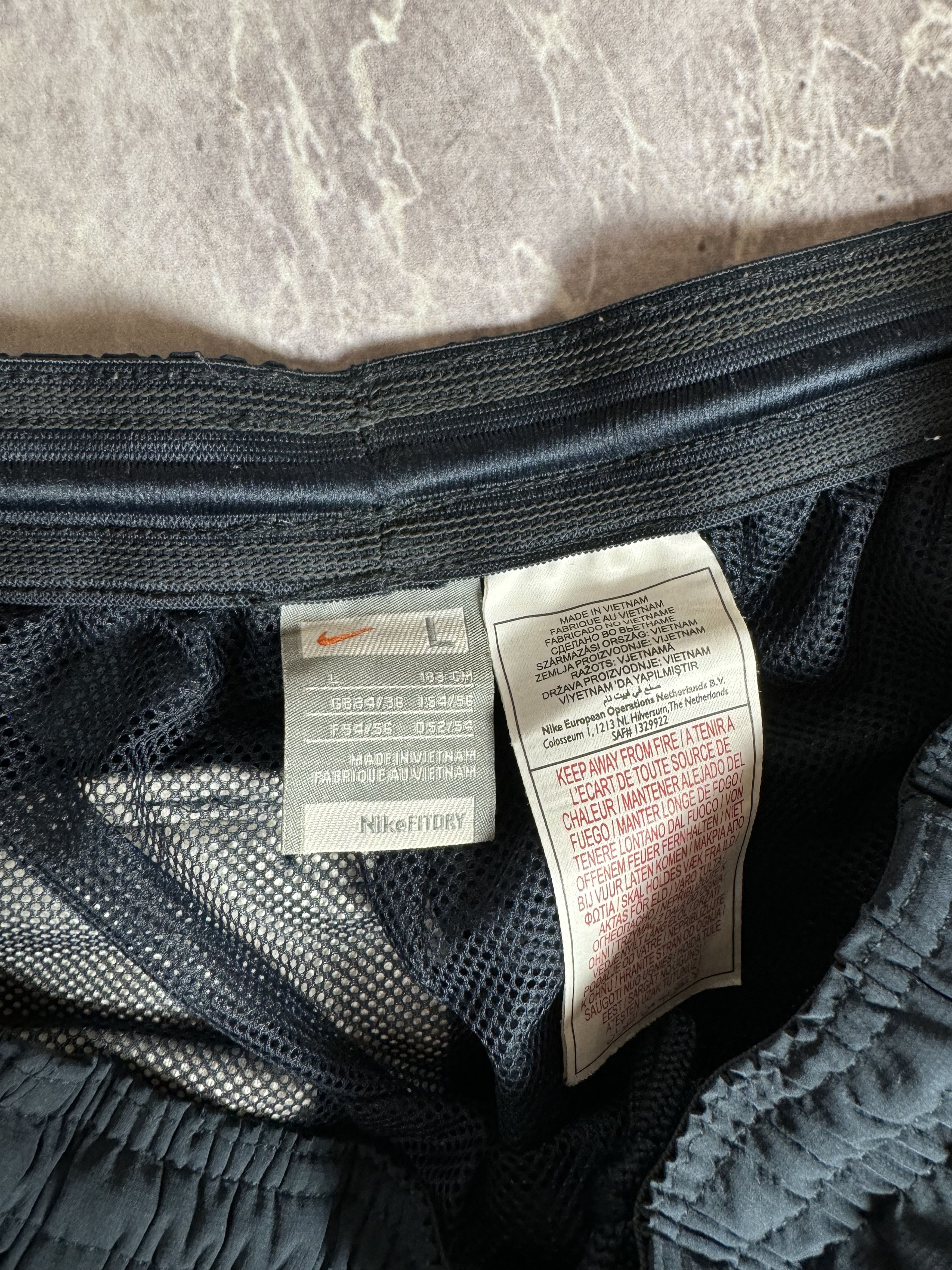 Nike Nike Vintage Mens Nylon Track Pants Size US 34 / EU 50 - 4 Thumbnail