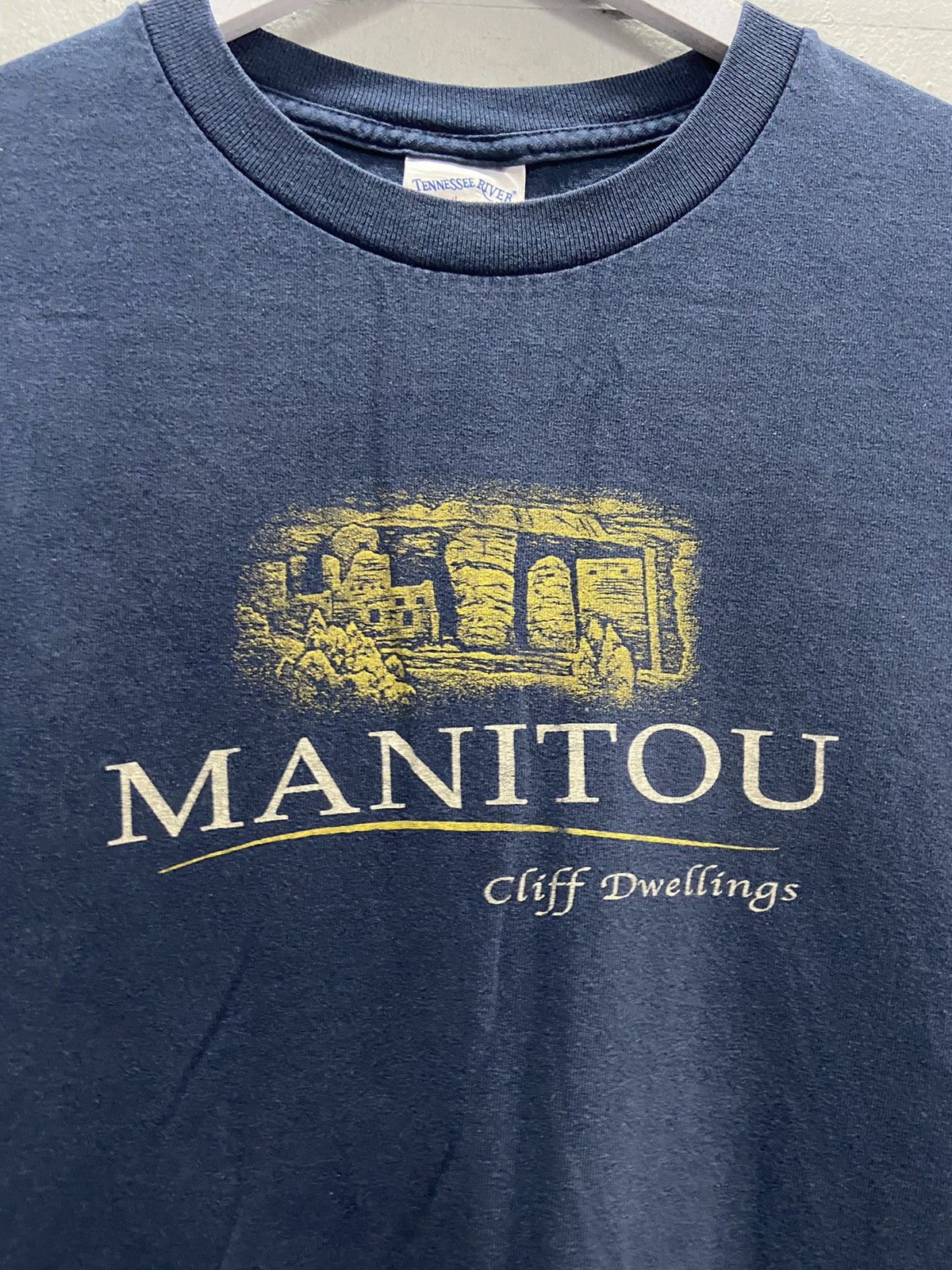 Vintage VINTAGE MANITOU CLIFF DWELLINGS TEE SHIRT Size US XL / EU 56 / 4 - 3 Thumbnail