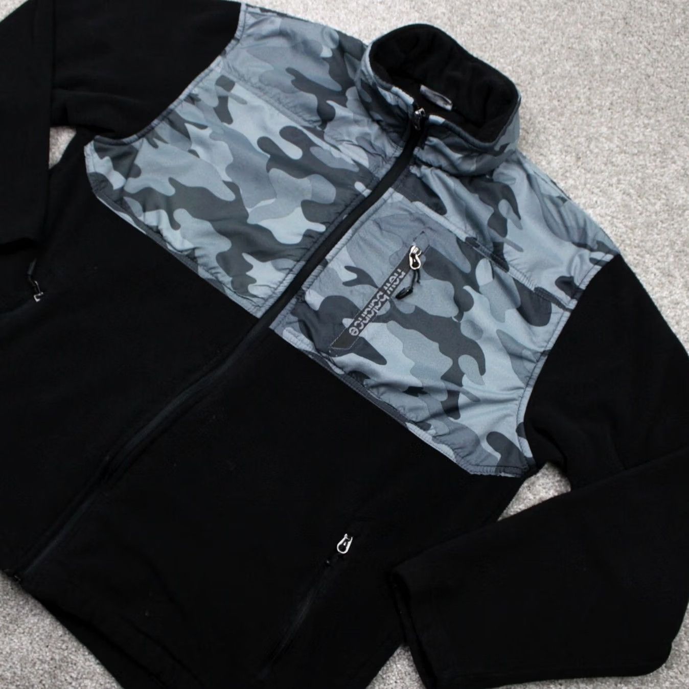 New Balance New Balance Sweatshirt Mens Large Black/Camo Full Zip L/S Polyester Fleece Size US L / EU 52-54 / 3 - 3 Thumbnail