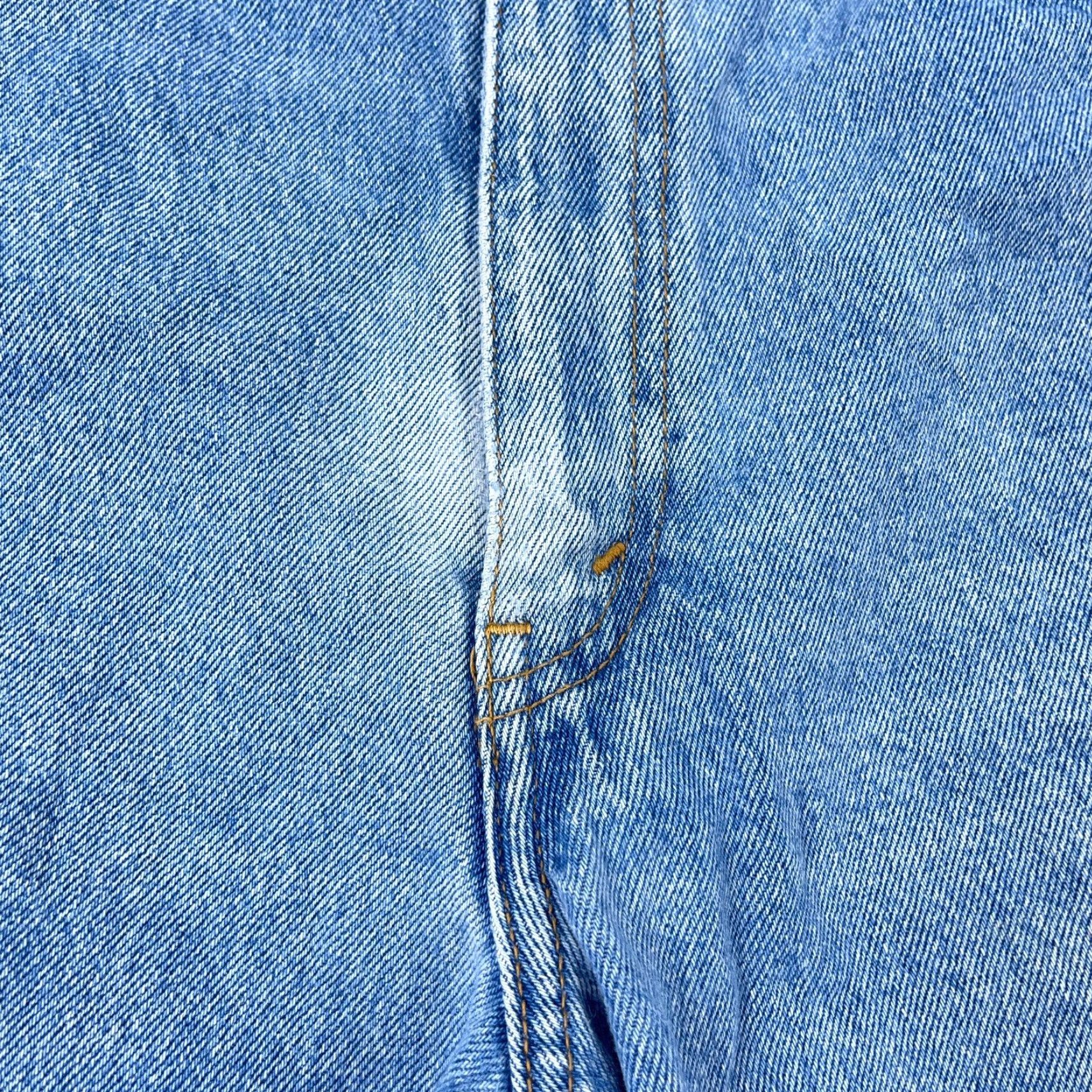 Levi's VINTAGE Levi's 550 Shorts Men 36 Relaxed Fit Blue Jean Jorts Baggy 90s Skate Grunge Size US 36 / EU 52 - 7 Thumbnail
