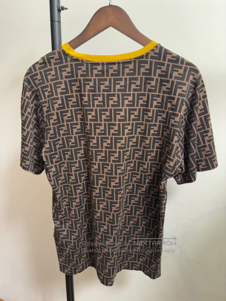 Fendi Fendi Monogrammed floral logo short-sleeve T-shirt Size XS / US 0-2 / IT 36-38 - 2 Thumbnail