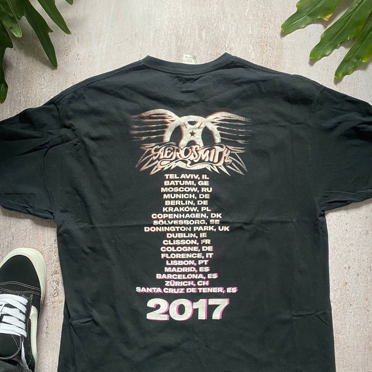 Band Tees VINTAGE Y2K AEROSMITH AMAZING TOUR T SHIRT 47 Size US XL / EU 56 / 4 - 5 Thumbnail