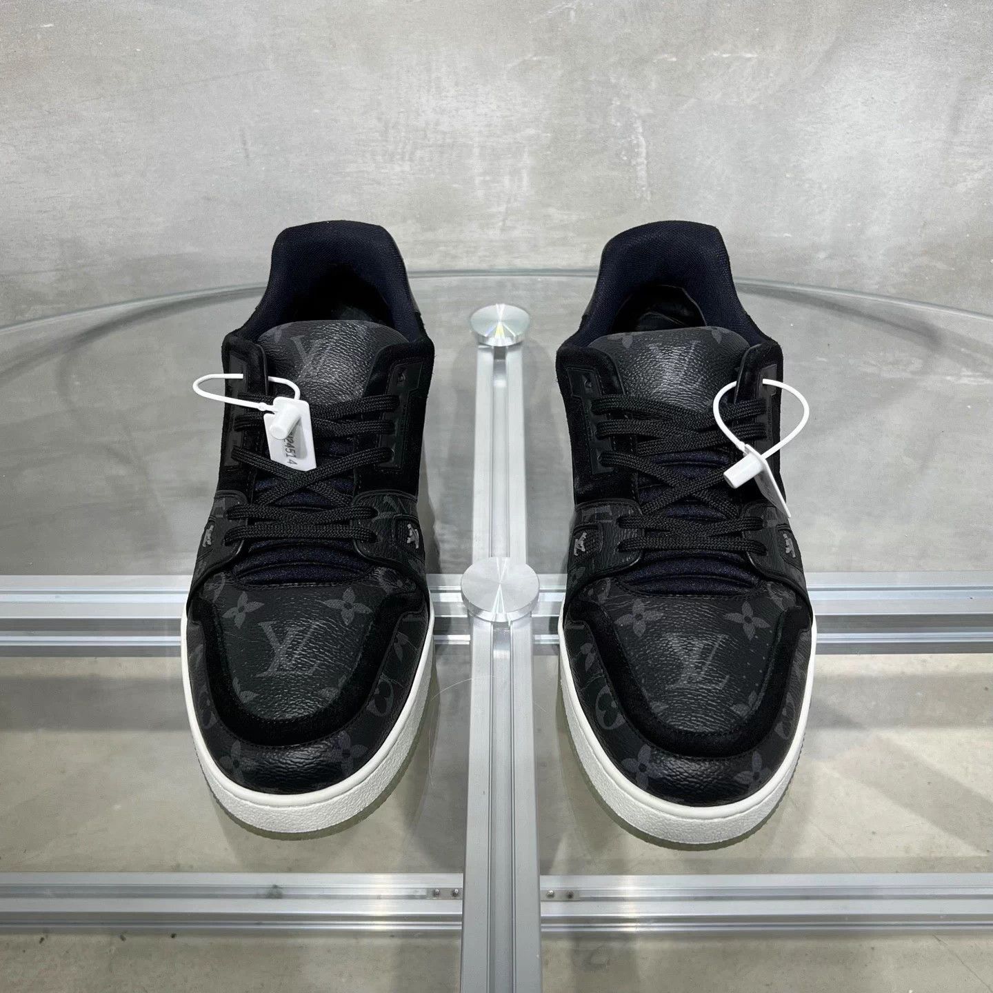 Louis Vuitton LV Trainer Black Monogram UK9.5/43.5 Size US 10.5 / EU 43-44 - 1 Thumbnail