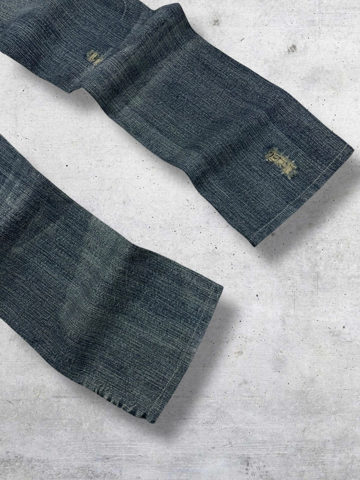 In The Attic IN THE ATTIC DISTRESSED DENIM WITH MULTIZIP POCKET DETAILING Size US 30 / EU 46 - 10 Thumbnail