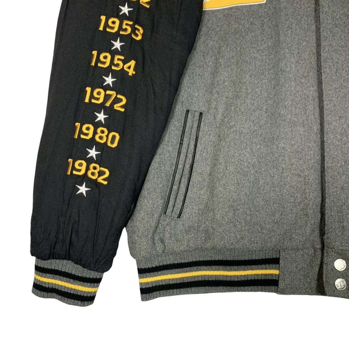 JH Design Jh Design La Lakers NBA Final Champions Riversible Jacket XL Size US XL / EU 56 / 4 - 7 Thumbnail