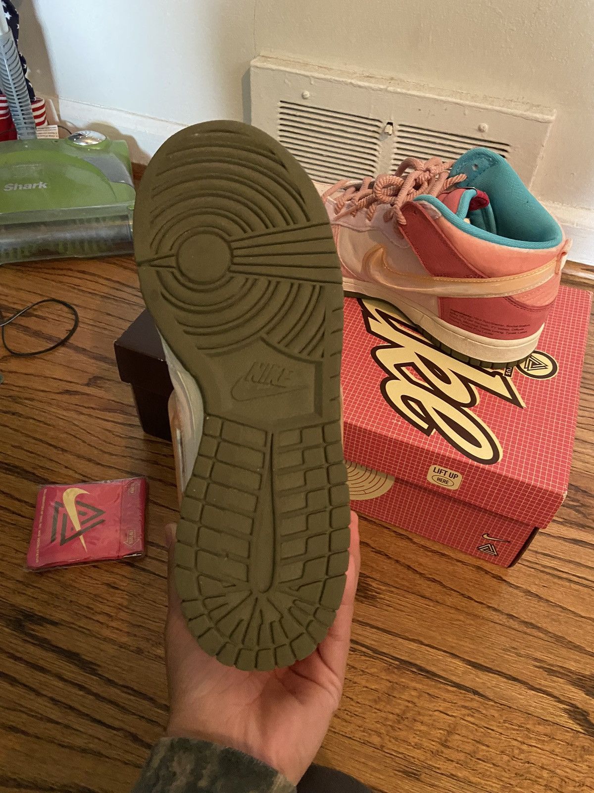 Nike Nike Dunk Social Status Strawberry Milk Size US 9.5 / EU 42-43 - 4 Thumbnail
