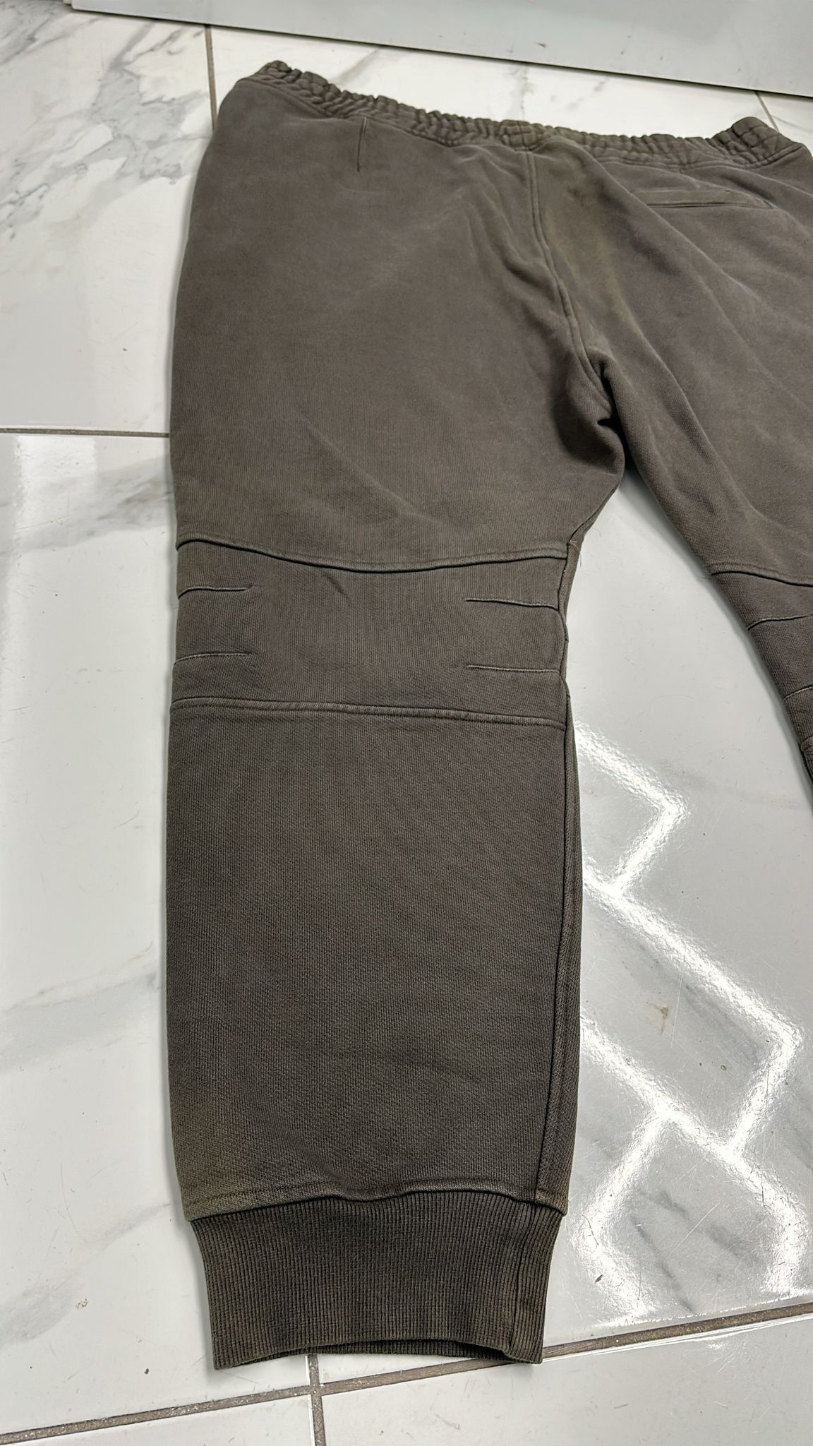 Yeezy *RARE* Yeezy Season 1 Sweatpant XLARGE Size US 38 / EU 54 - 8 Thumbnail