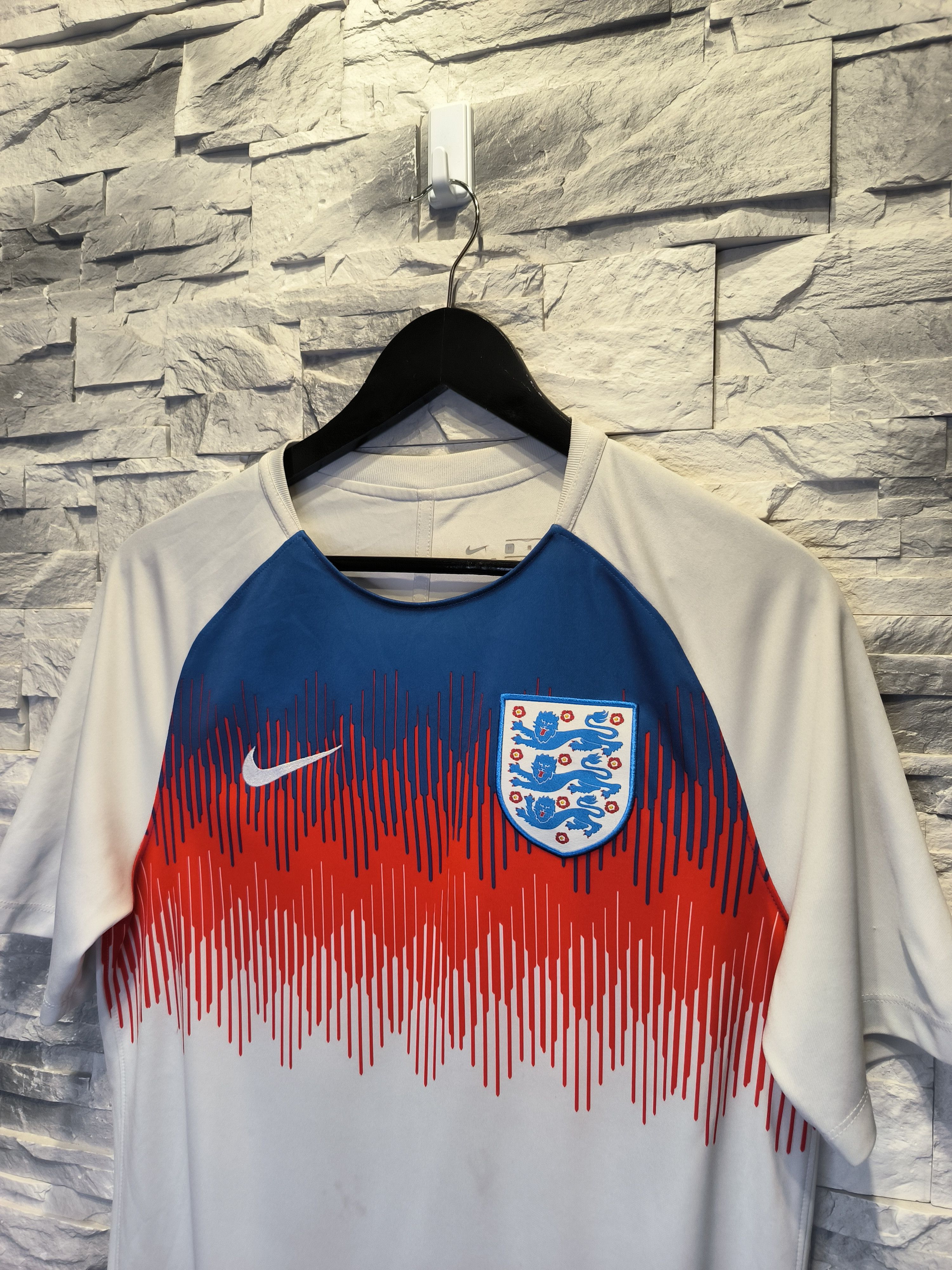 Nike Nike England Team Soccer Jersey 2018 Size US M / EU 48-50 / 2 - 2 Thumbnail