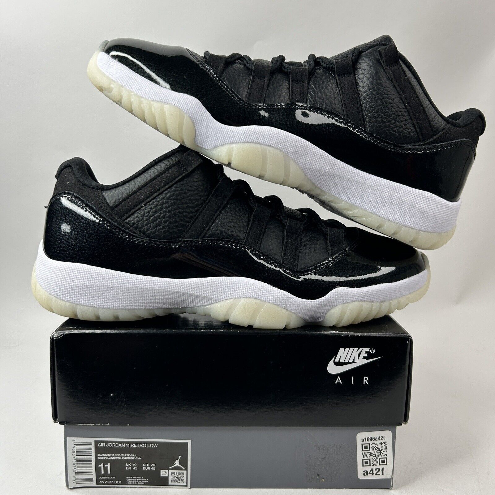 Nike Nike Air Jordan 11 Retro Low “72-10” 2024 Size US 11 / EU 44 - 1 Thumbnail