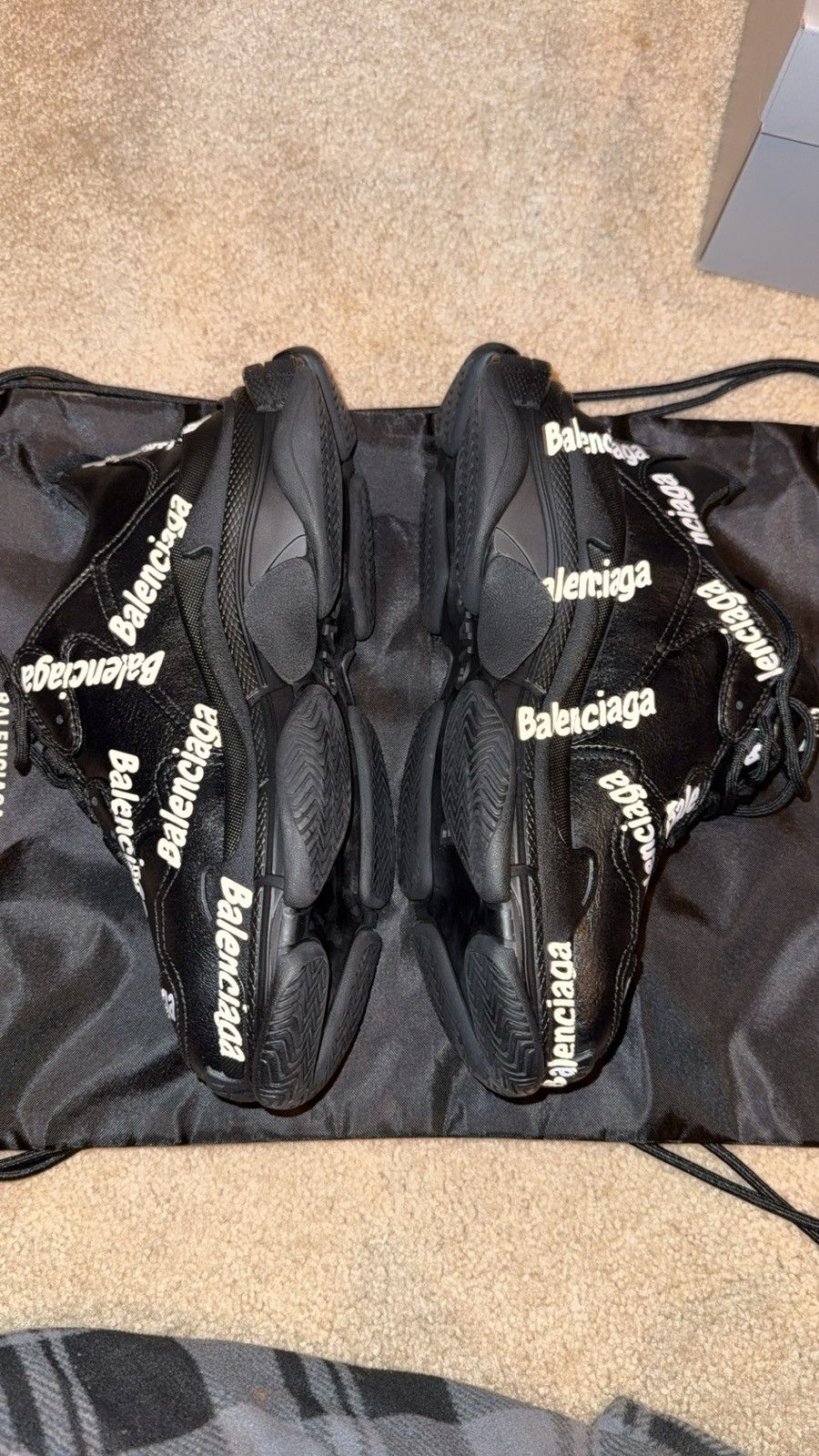 Balenciaga Balenciaga triple s logotype Size US 9 / EU 42 - 2 Thumbnail