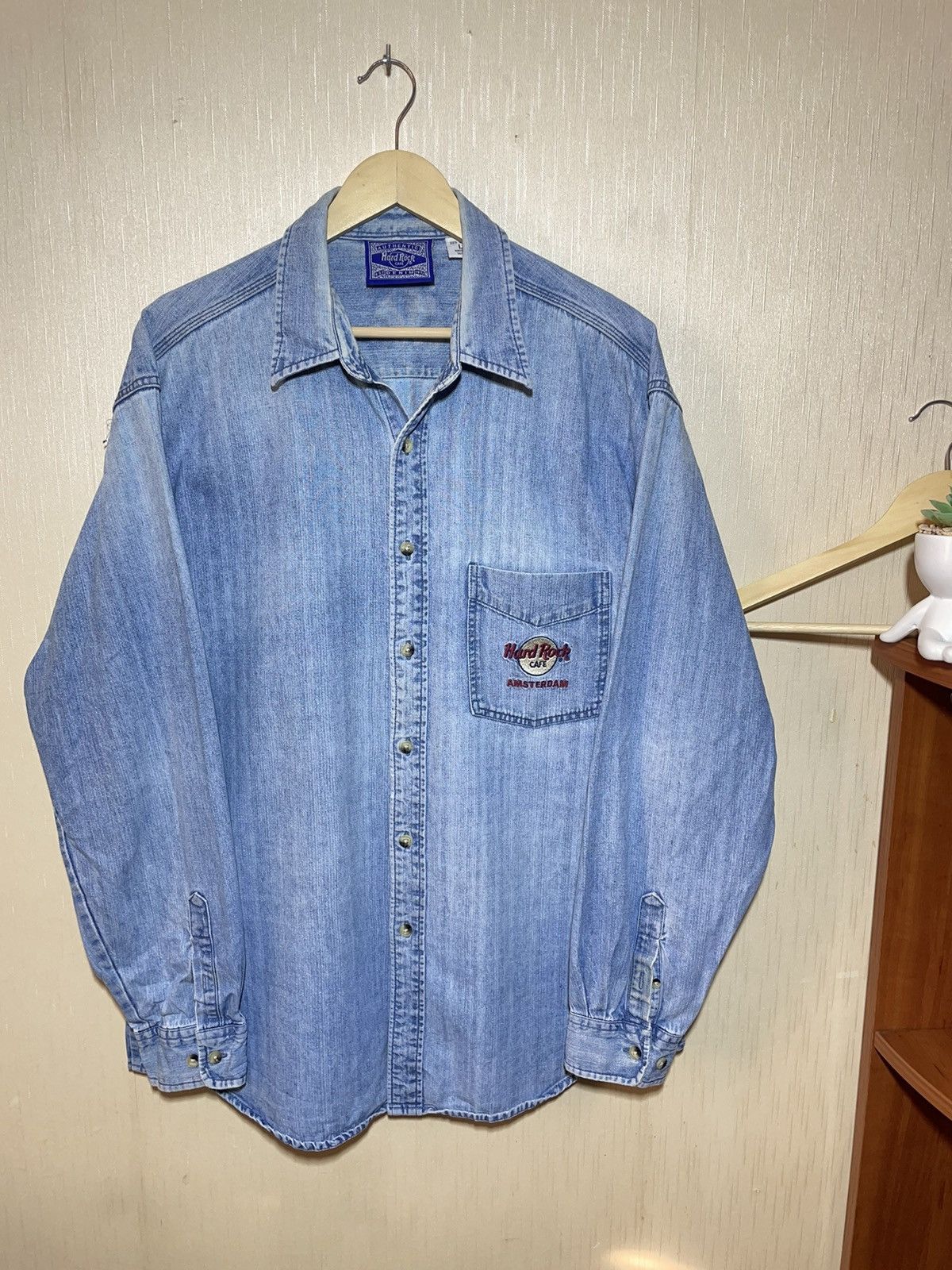 Hard Rock Cafe × Vintage Hard Rock Amsterdam vintage denim overshirt 90s Size US L / EU 52-54 / 3 - 1 Thumbnail