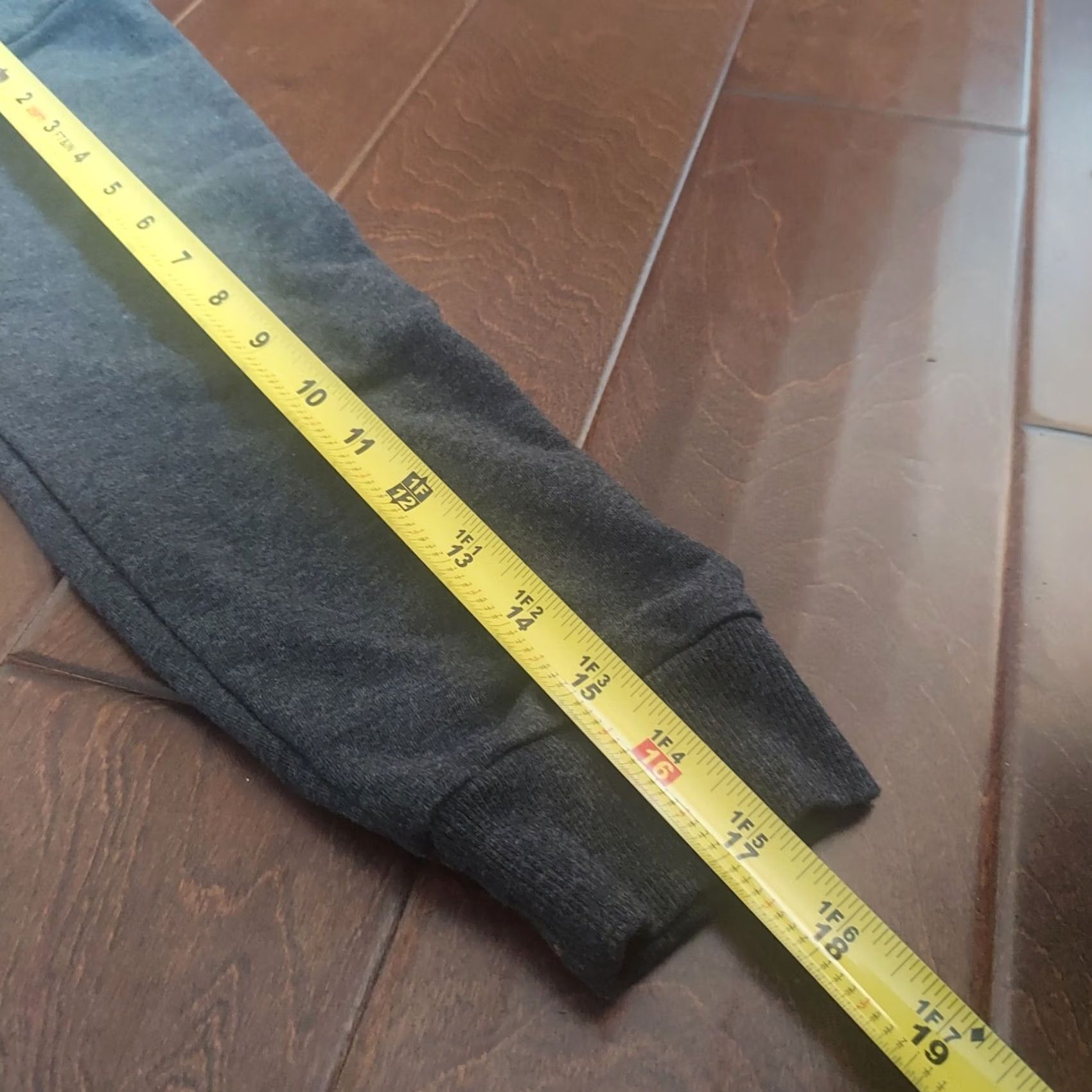 Fashion Nova Fashion Nova Hoodie Women Gray Drawstring Cropped - Size M - Pullover, Long Sleeve, Solid, Activewear, Casual, Travel, Party/Cocktail Size M / US 6-8 / IT 42-44 - 7 Thumbnail