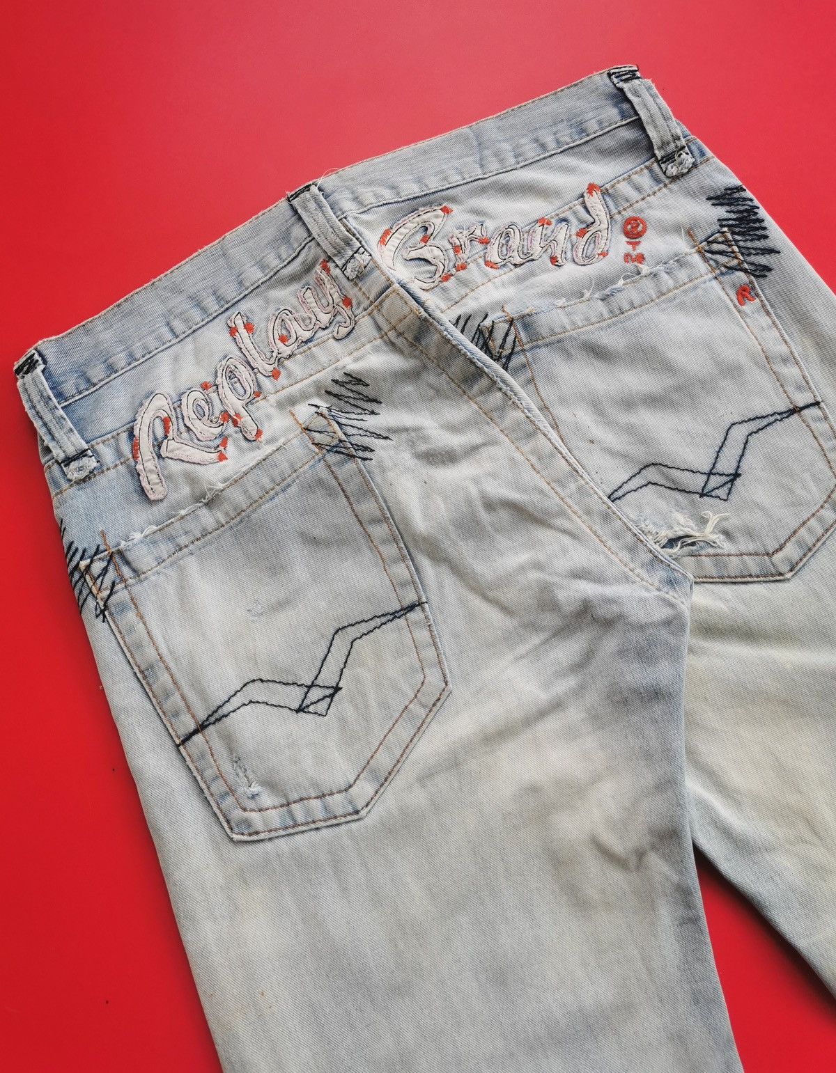 Replay Thrashed Vintage Replay Distressed Embroidery Jeans Size US 32 / EU 48 - 3 Thumbnail