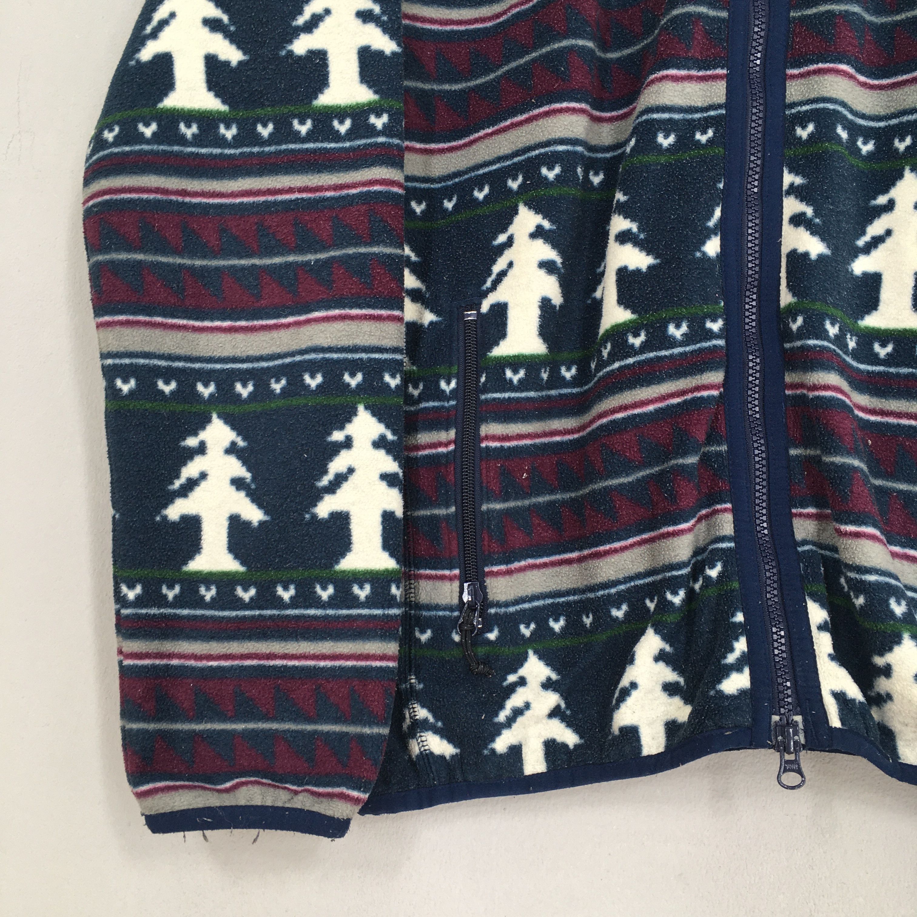 Columbia × Vintage Vintage Columbia Tribal Native Fleece Hoodies Large Size US L / EU 52-54 / 3 - 3 Thumbnail