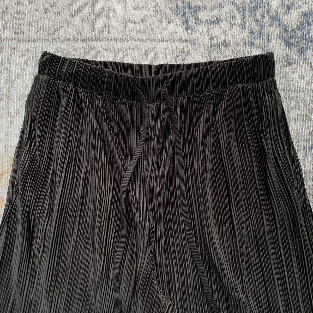 Japanese Brand × Vintage Rare Japanese Brand Issey Style Uniqlo Pleats Pants Size US 29 - 3 Thumbnail