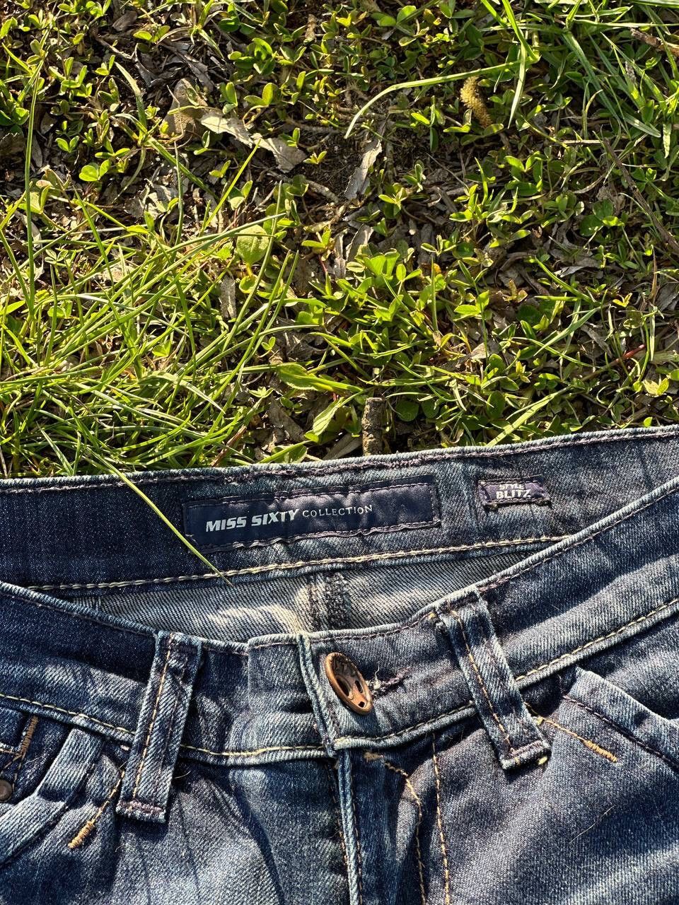 Miss Sixty × Vintage Vintage Miss Sixty Flared Jeans Size 27" / US 4 / IT 40 - 5 Thumbnail