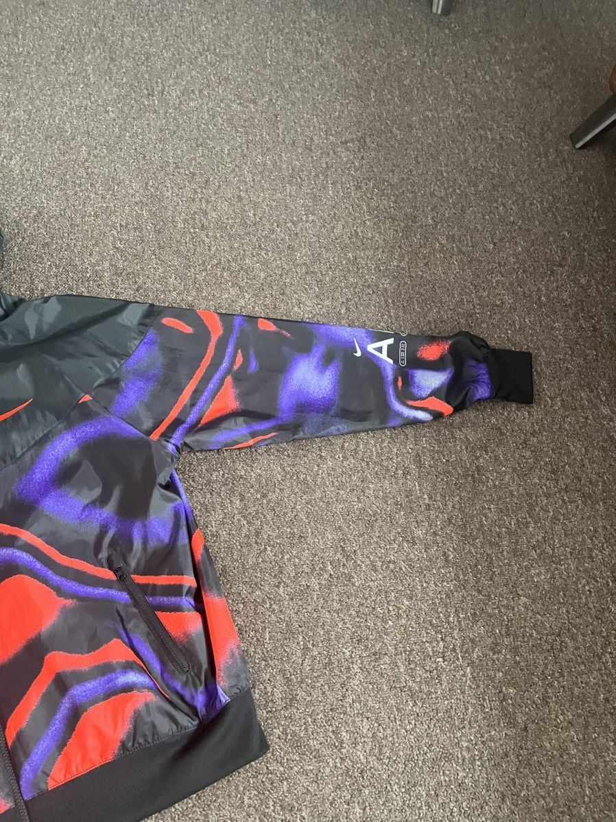 Nike Nike windbreaker Size US S / EU 44-46 / 1 - 3 Thumbnail