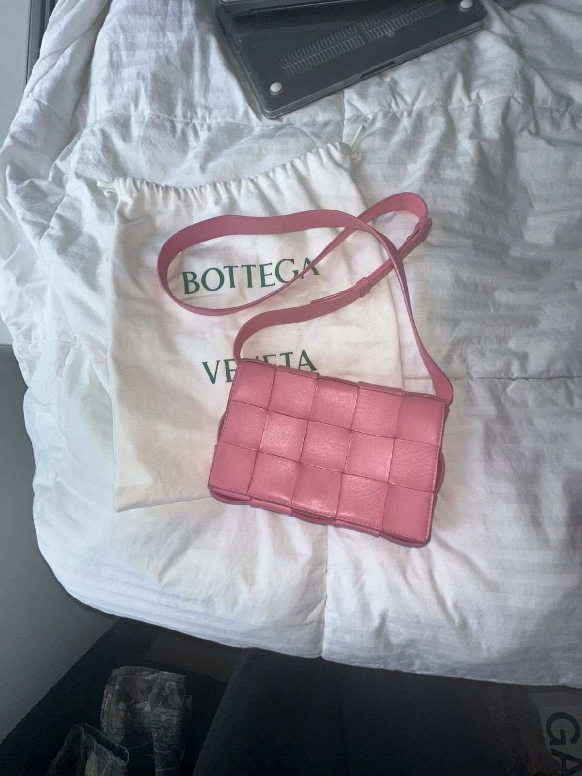 Bottega Veneta Bottega Veneta Cassette Crossbody Bag in Pink Leather Size ONE SIZE - 1 Thumbnail