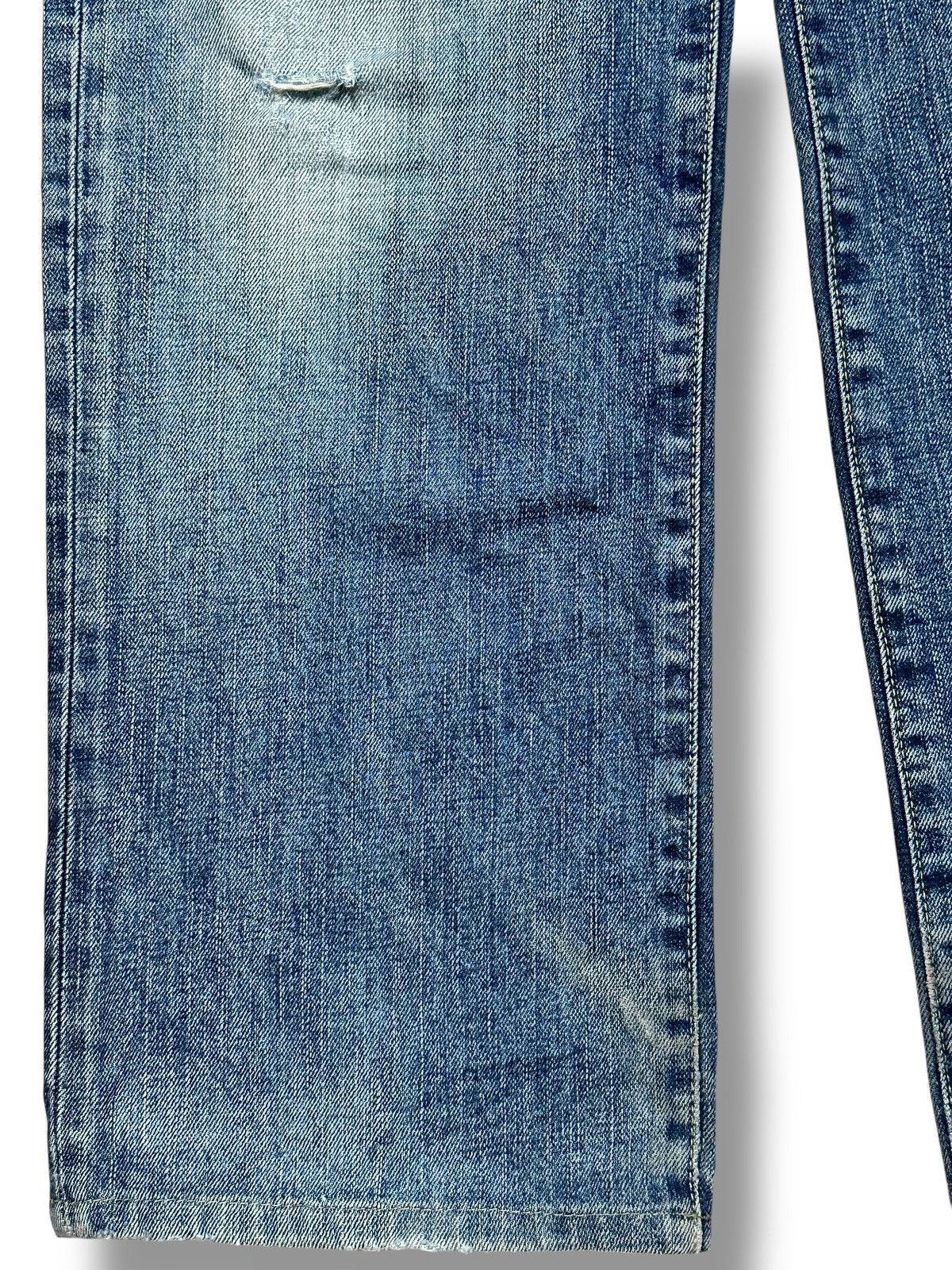 Uniqlo Uniqlo Vintage Distressed With Patches & Baggy Loose Faded Size US 33 - 11 Thumbnail