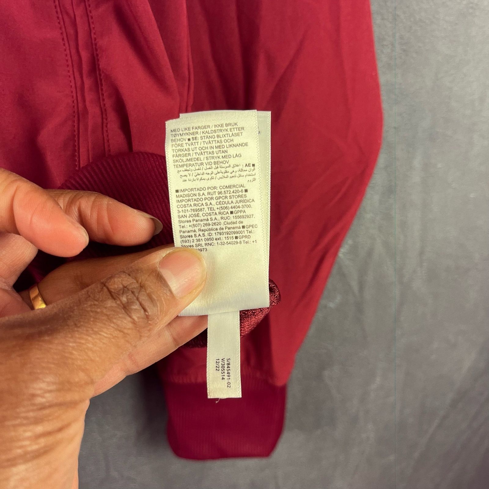 Athleta Athleta Men's Medium Jacket Performance Windbreaker Full Zip Size US M / EU 48-50 / 2 - 10 Thumbnail