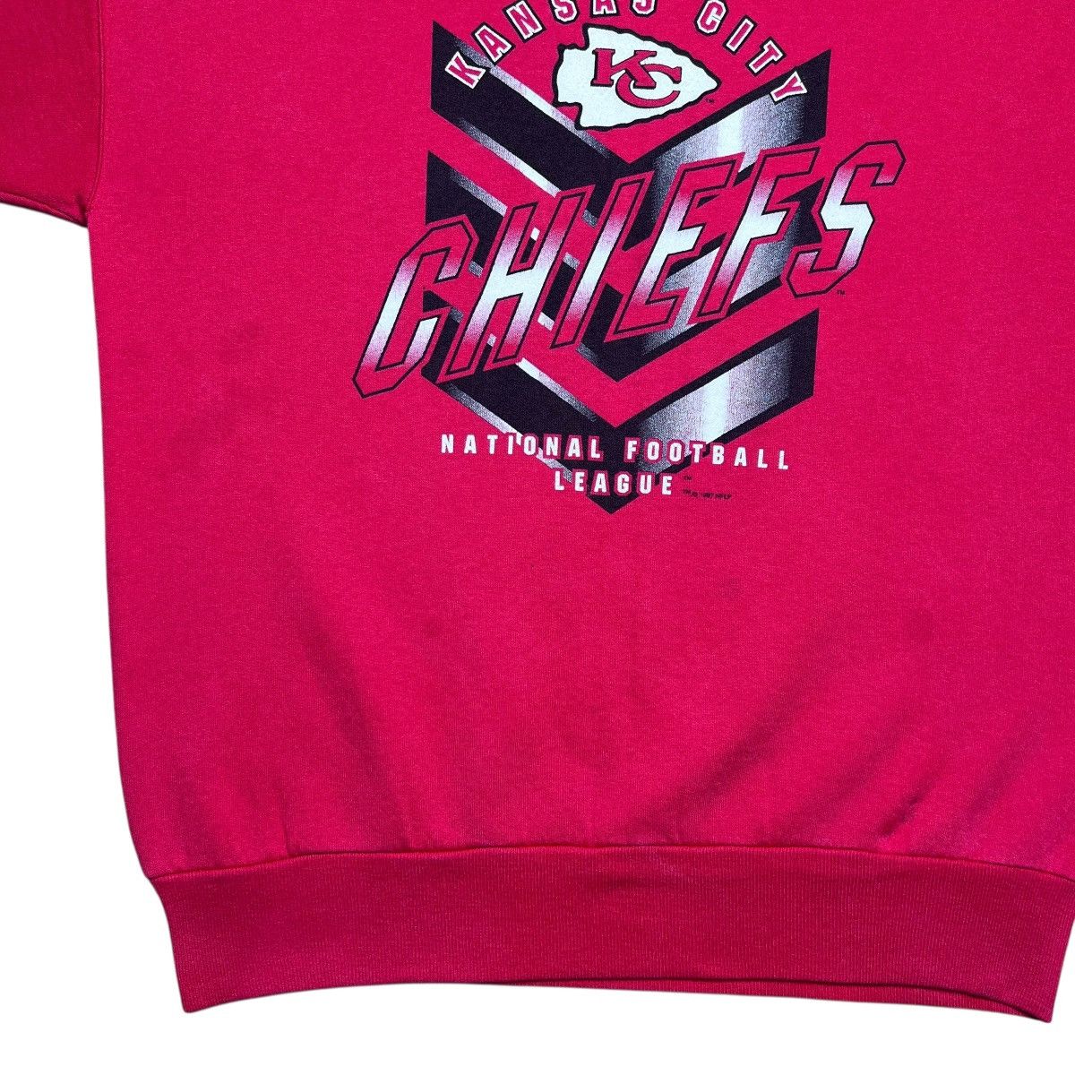 NFL 1997 NFL Kansas City Chiefs Spell Out 3D Graphic Sweatshirt Size US M / EU 48-50 / 2 - 12 Thumbnail