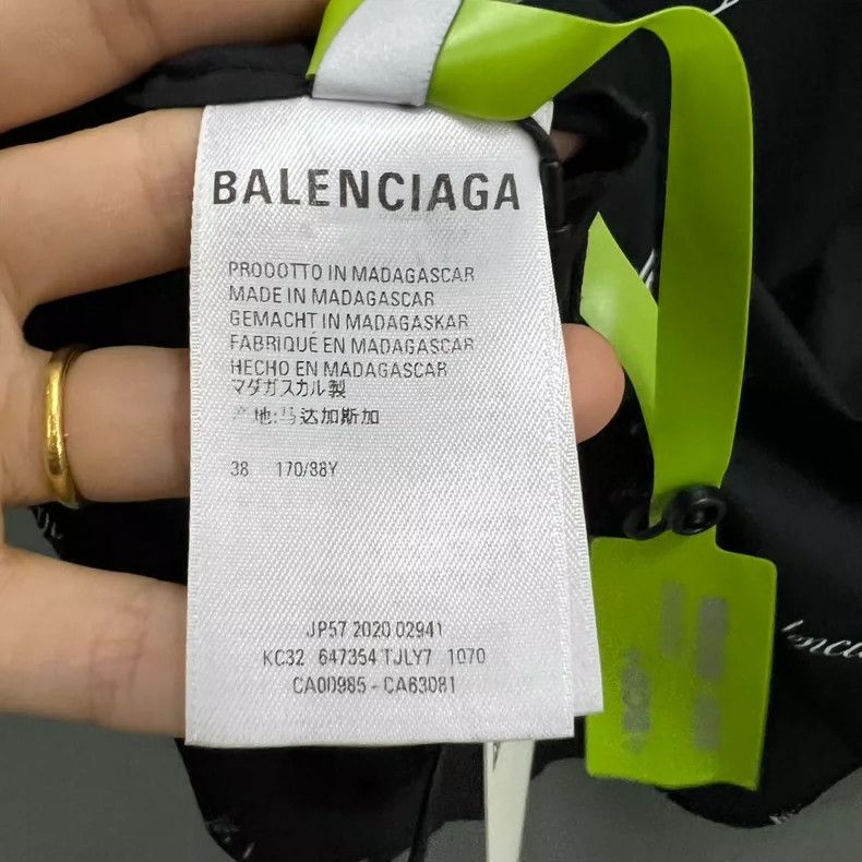 Balenciaga Balenciaga size 38 Cursive Bullet Logo Short Sleeve Shirt Size S / US 4 / IT 40 - 4 Thumbnail