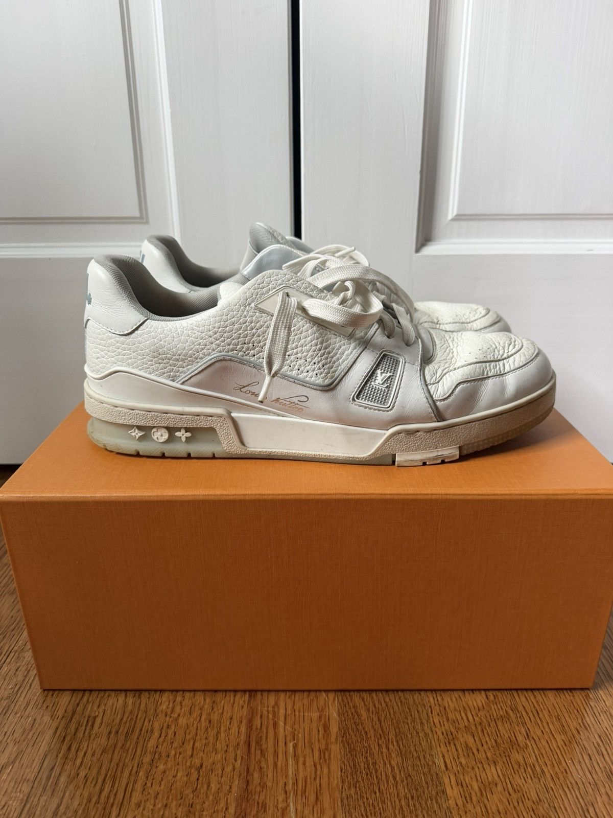 Louis Vuitton Louis Vuitton Trainers White Size US 12 / EU 45 - 1 Thumbnail
