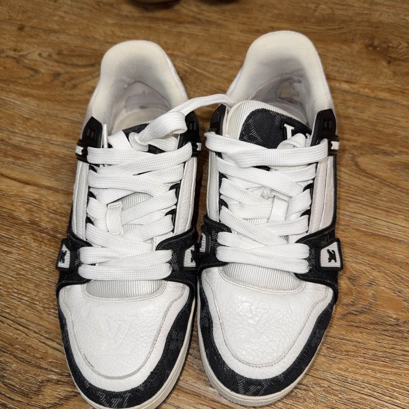 Louis Vuitton Louis Vuitton Trainer Low Top Casual Sneakers Size US 7 / IT 37 - 2 Thumbnail