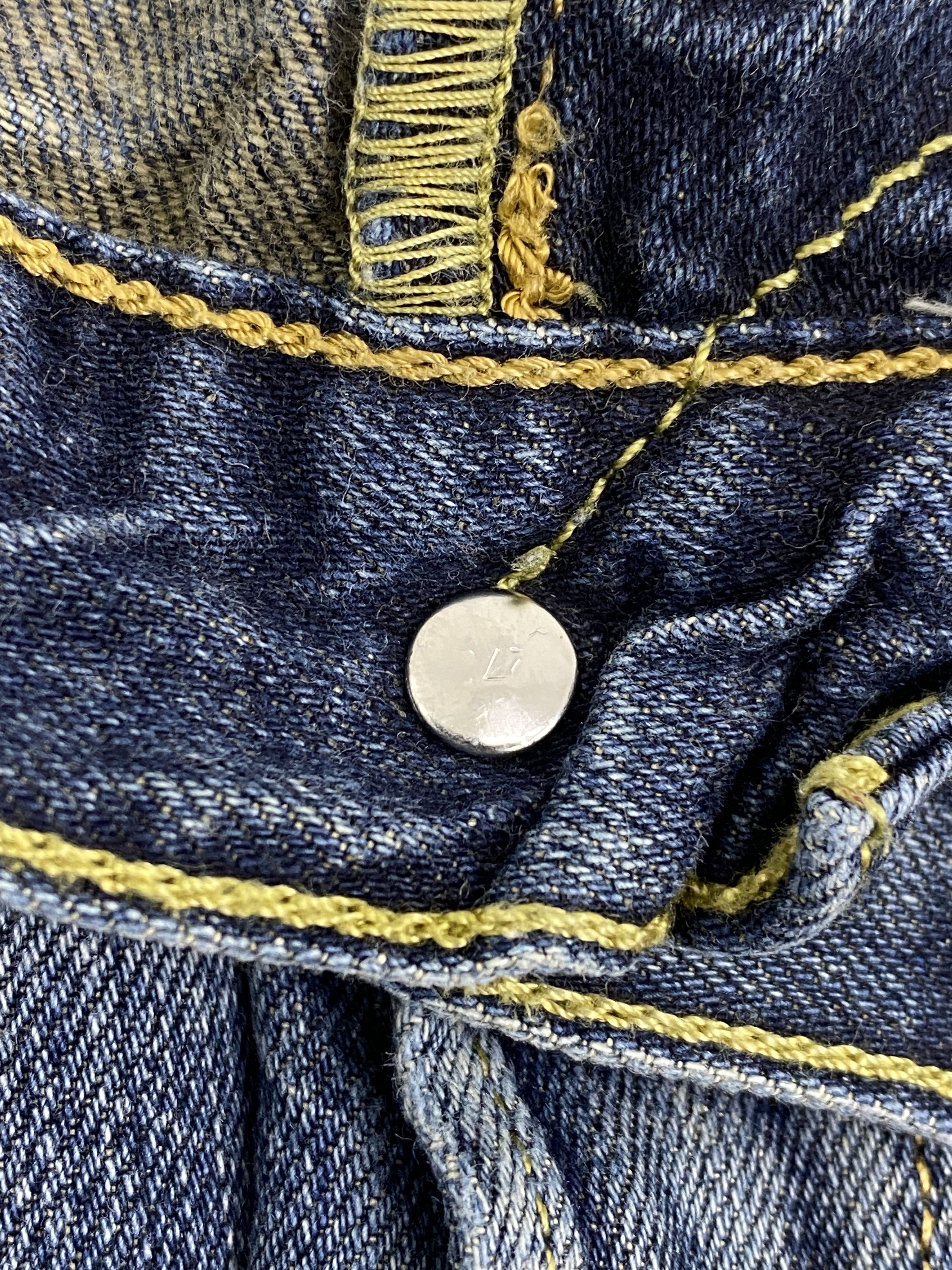 Levi's Distressed Vintage Levis 501 Denim Jeans DP2732 Size US 31 - 17 Thumbnail
