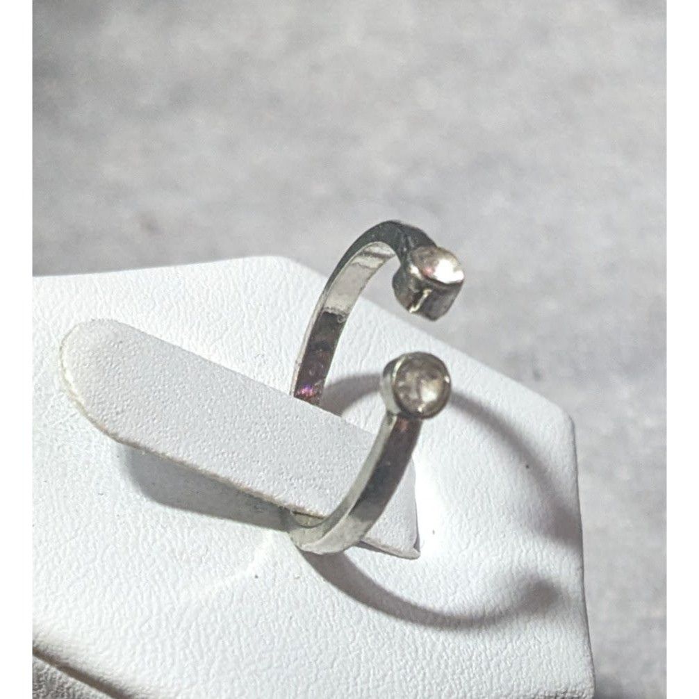 Other Casual Silver Tone Open Top Clear Stone Ring Size 6 1/2 Size ONE SIZE - 2 Thumbnail