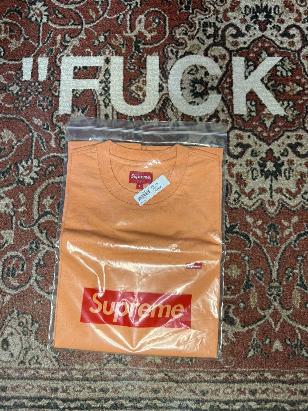 Supreme Supreme Small Box Logo Tee Size US L / EU 52-54 / 3 - 2 Thumbnail